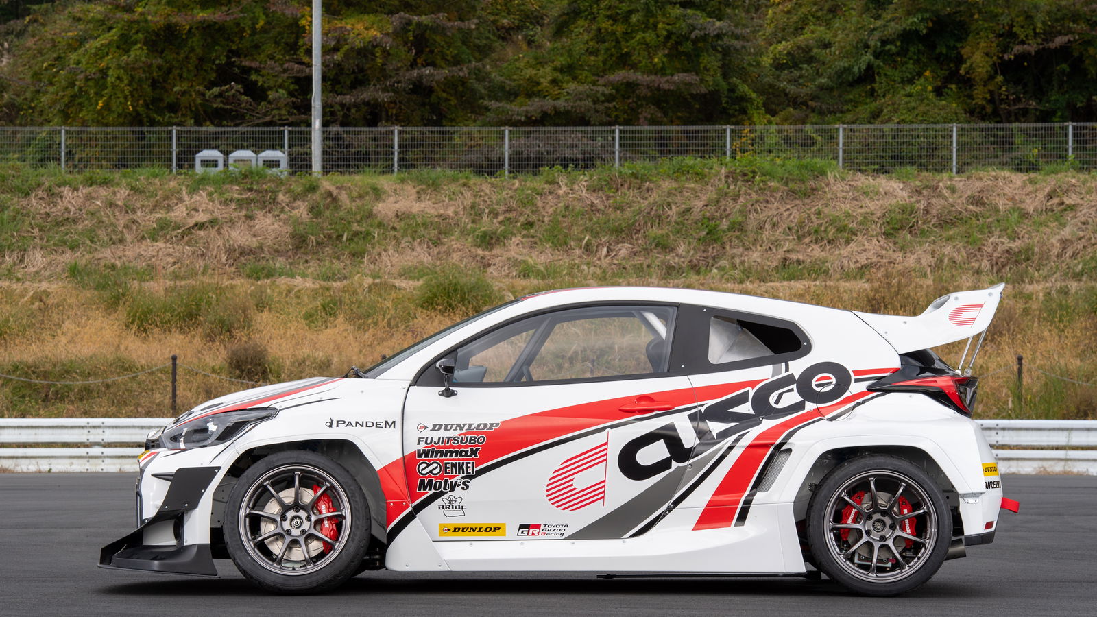 The Detail Shots Of Cusco's 2JZ-Swapped Toyota GR Yaris Are Incredible