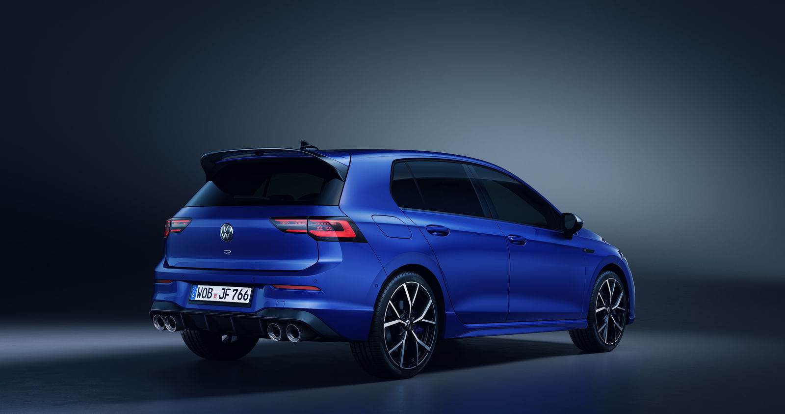 Prices Announced For New VW Golf GTI Clubsport and Golf R