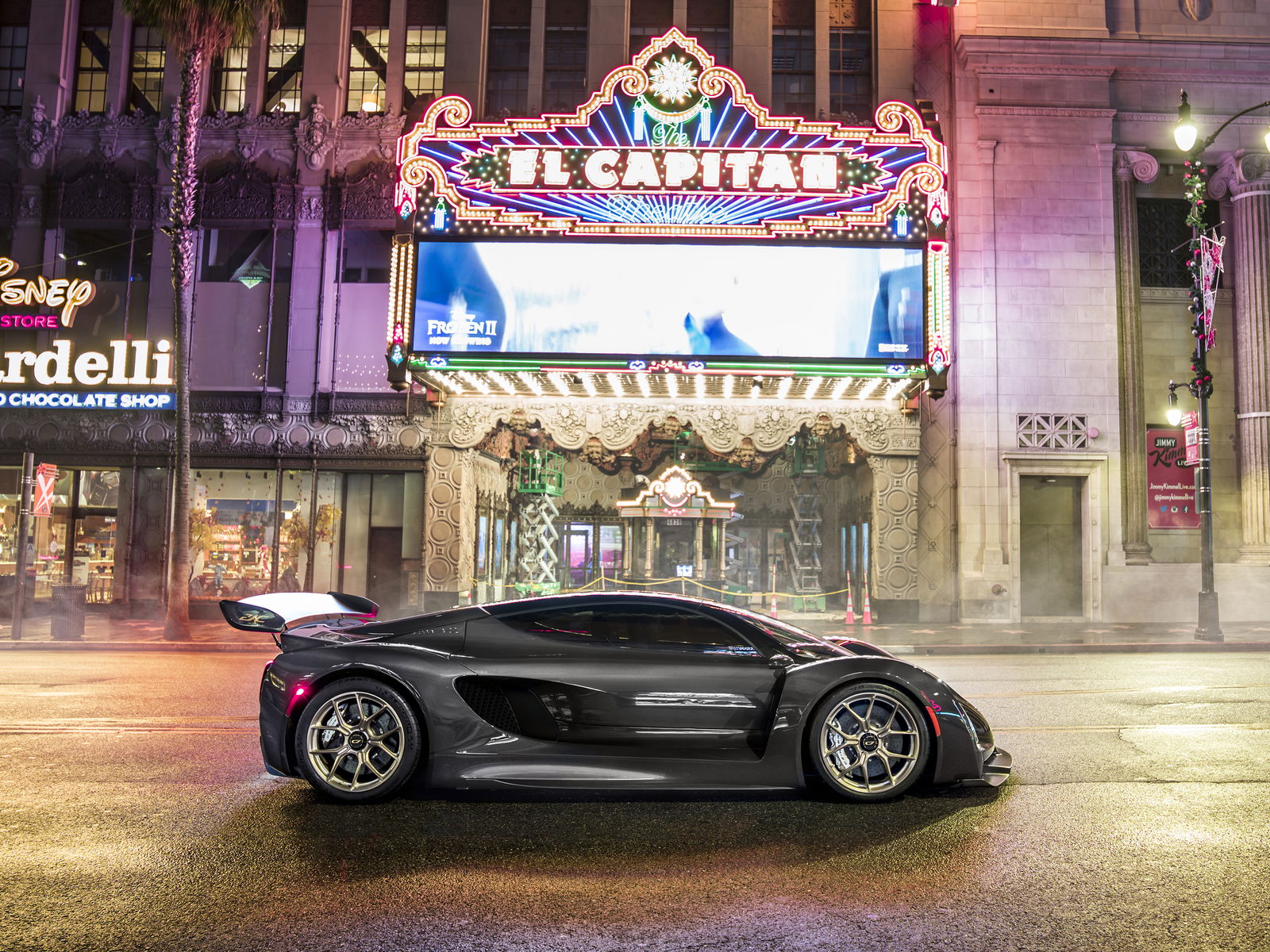 32 Killer Car Wallpapers For Your Desktop And Mobile