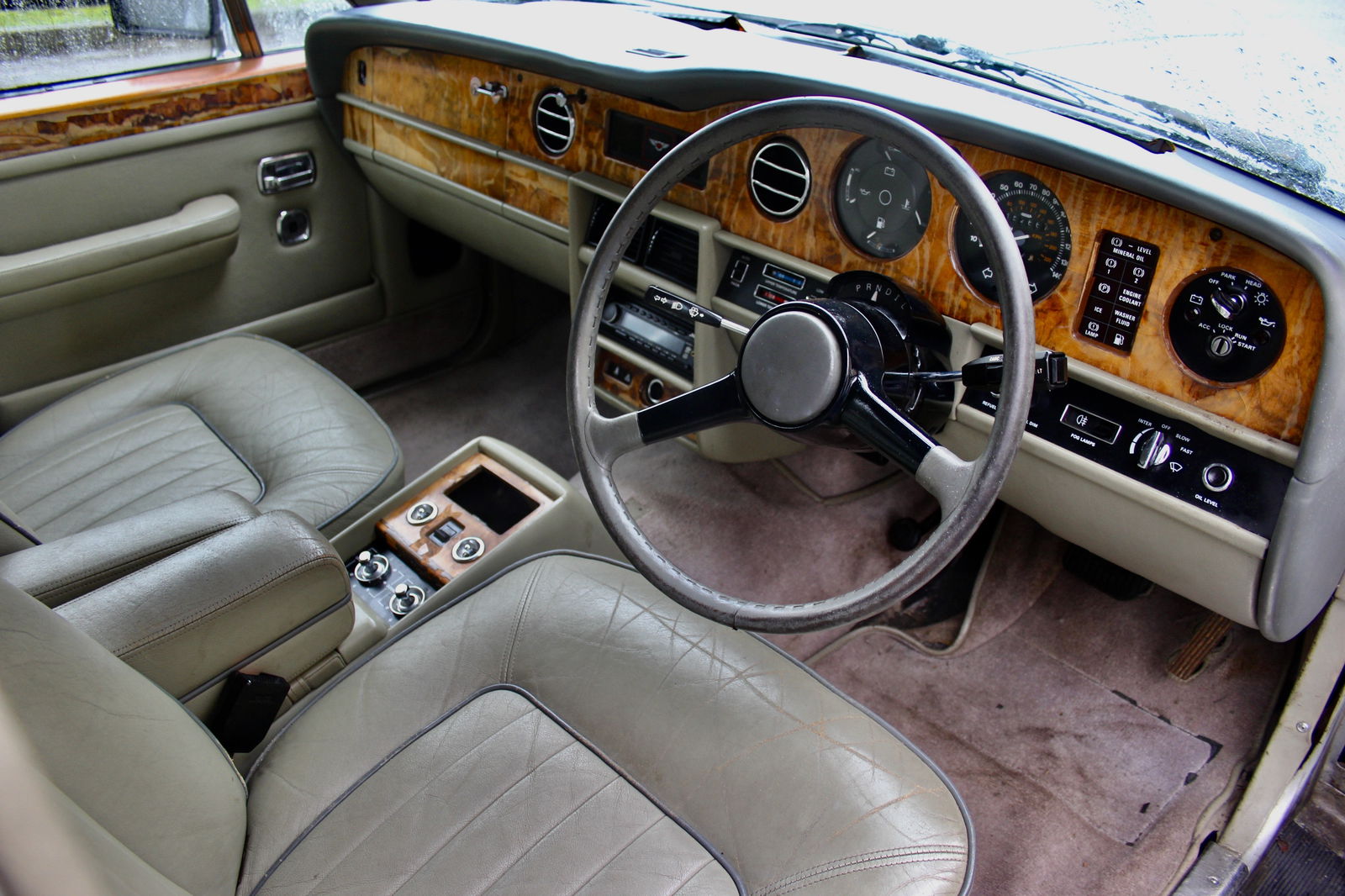 This Sad, 150,000-Mile Bentley Mulsanne Deserves To Be Rescued