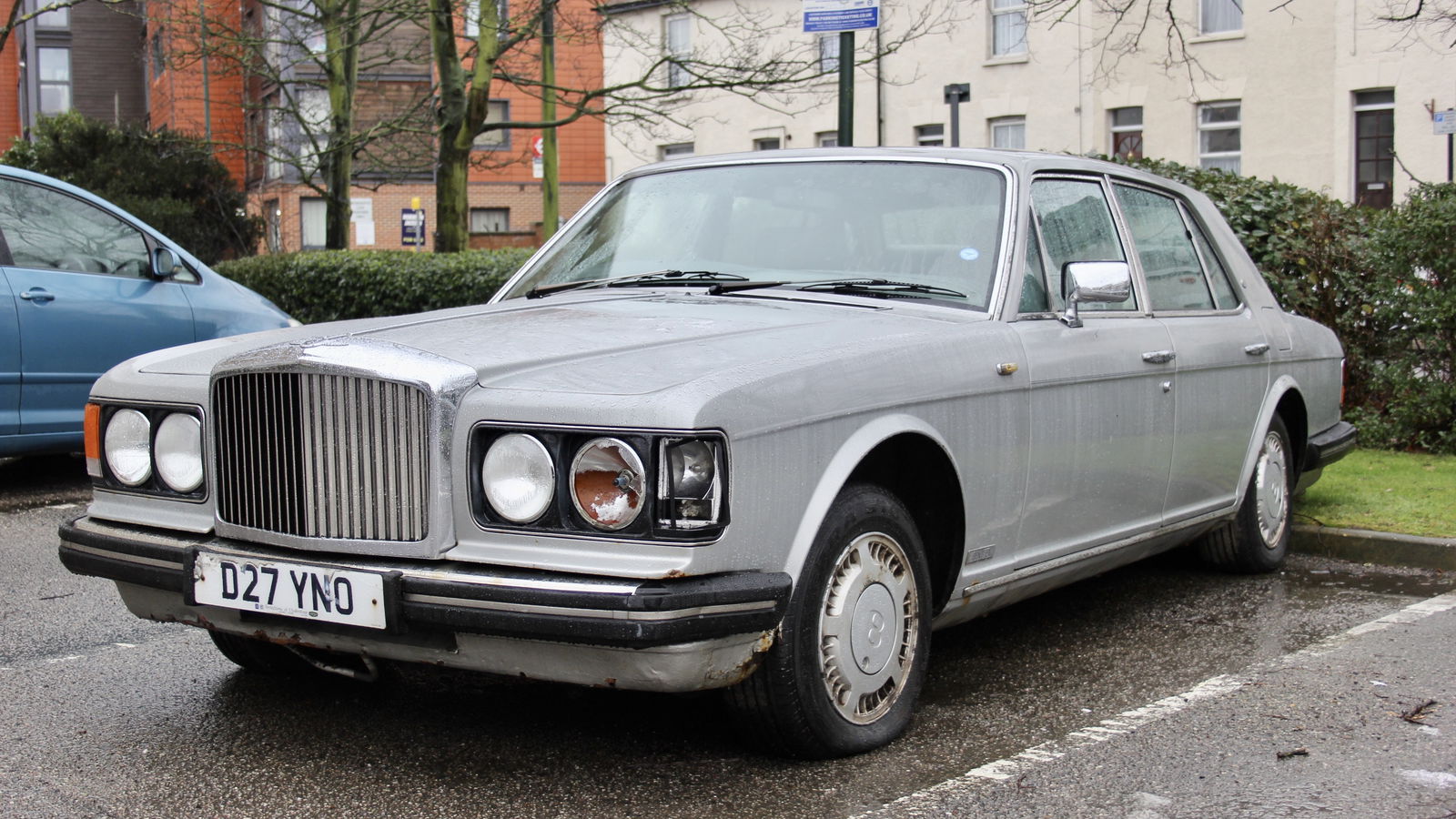 This Sad, 150,000-Mile Bentley Mulsanne Deserves To Be Rescued