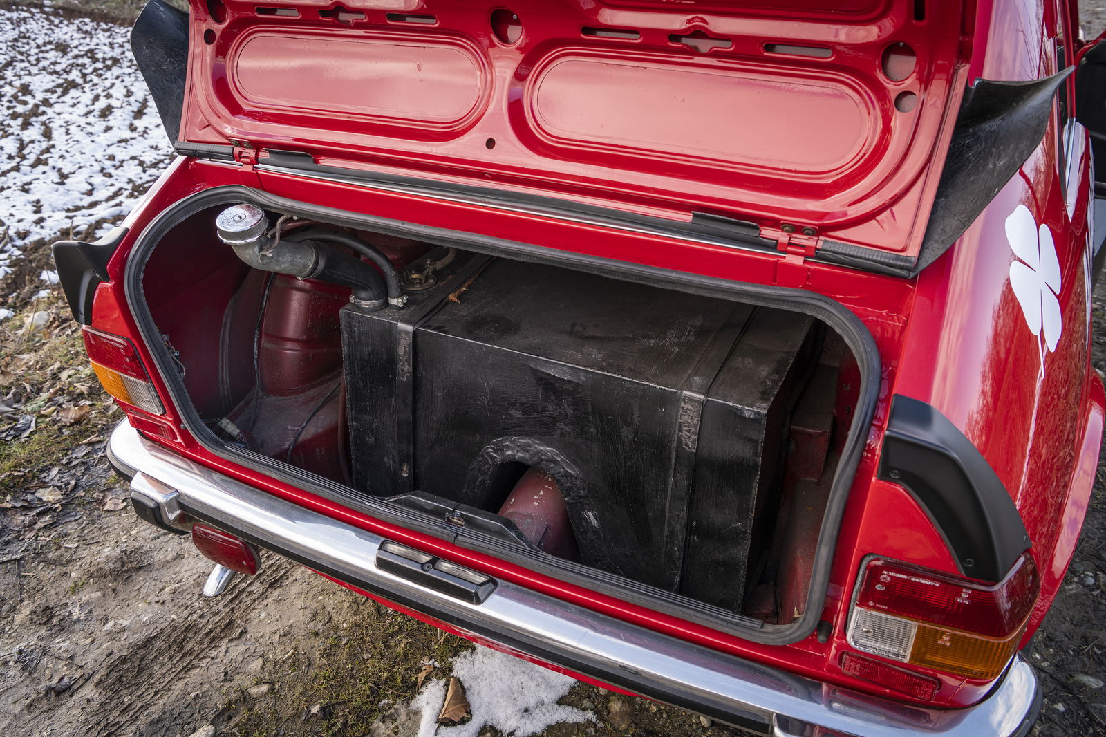 That Time When Alfa Romeo Built A Twin-Engined 4WD Rally Concept