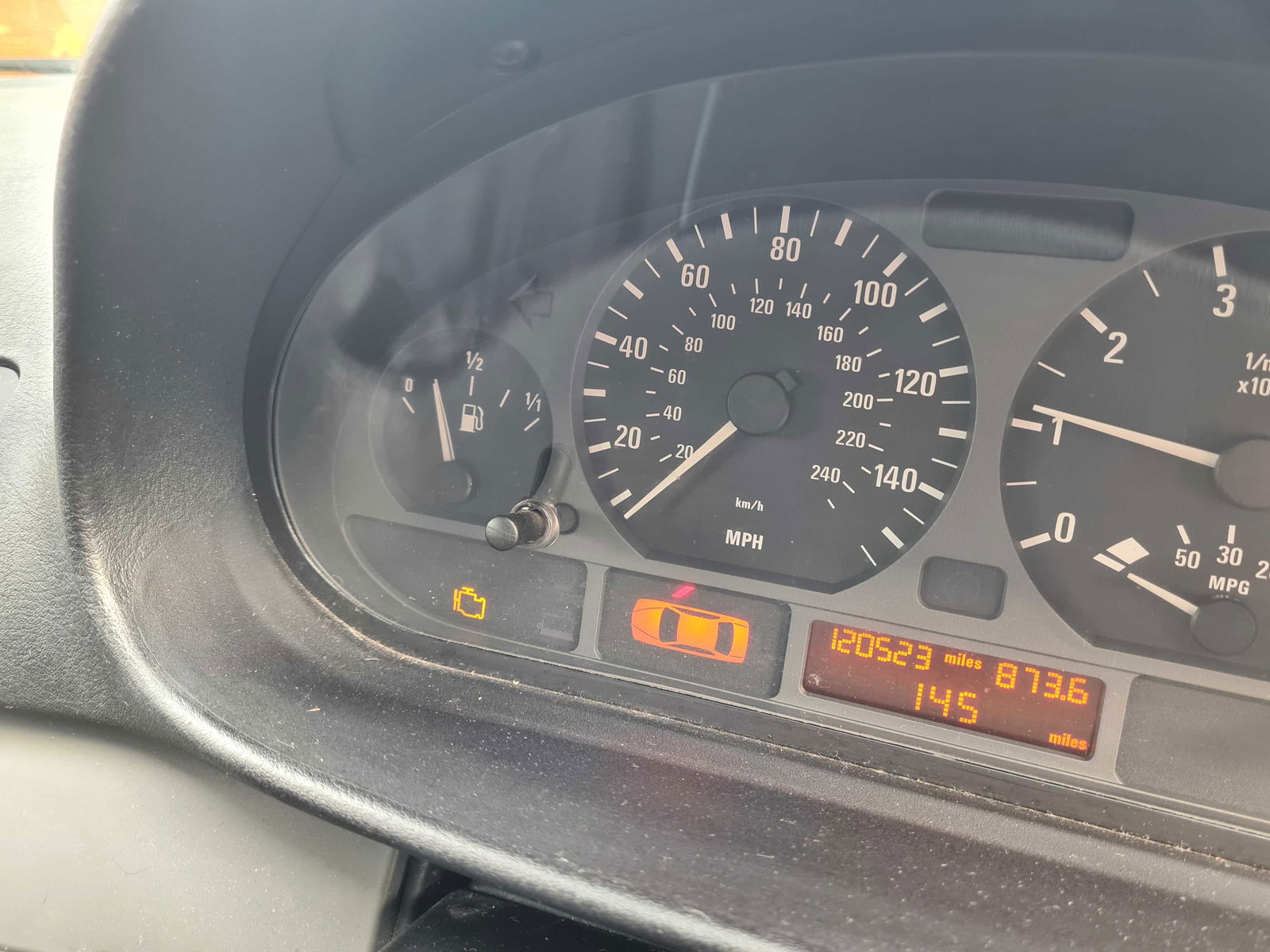 3 Things I've Learned Living With A £350 BMW E46 Compact