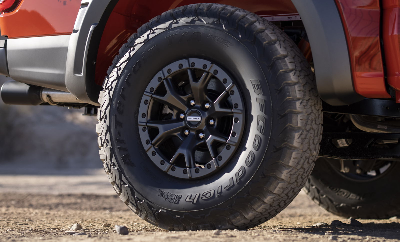 The Land Rover Defender Works V8 Trophy Is £200k Of Mud-Plugging Nostalgia