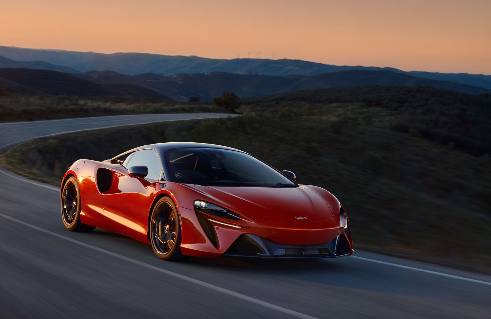 The 671bhp McLaren Artura Weighs Under 1400kg, Despite The Hybrid Stuff
