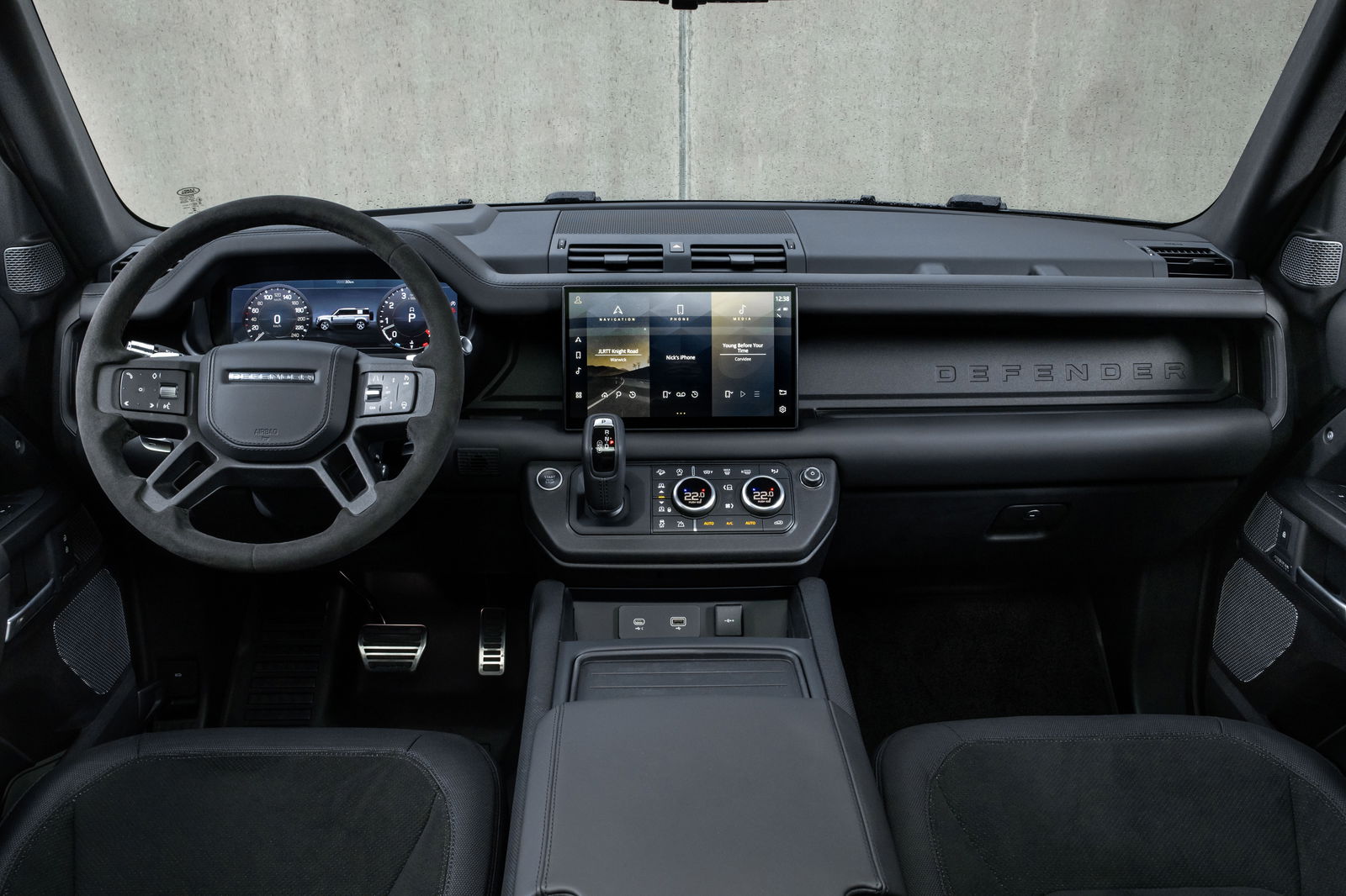 The £100k Land Rover Defender V8 Is A 518bhp Supercharged Indulgence