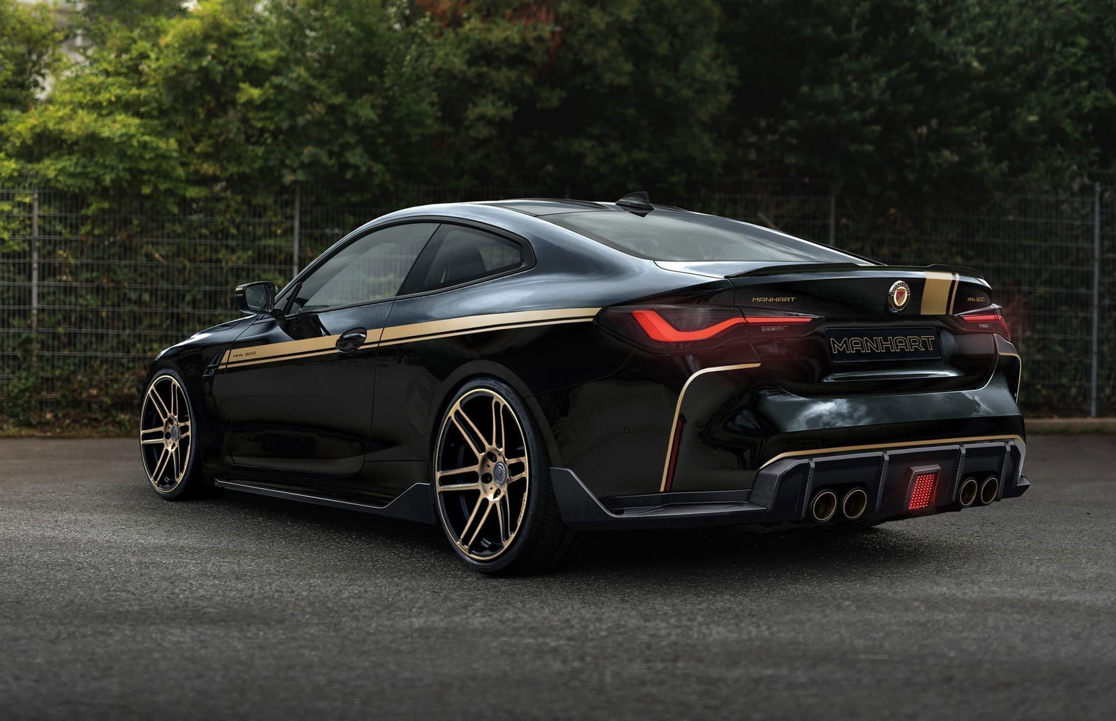 Manhart Will Give Your BMW M3/M4 600bhp And Many Gold Bits