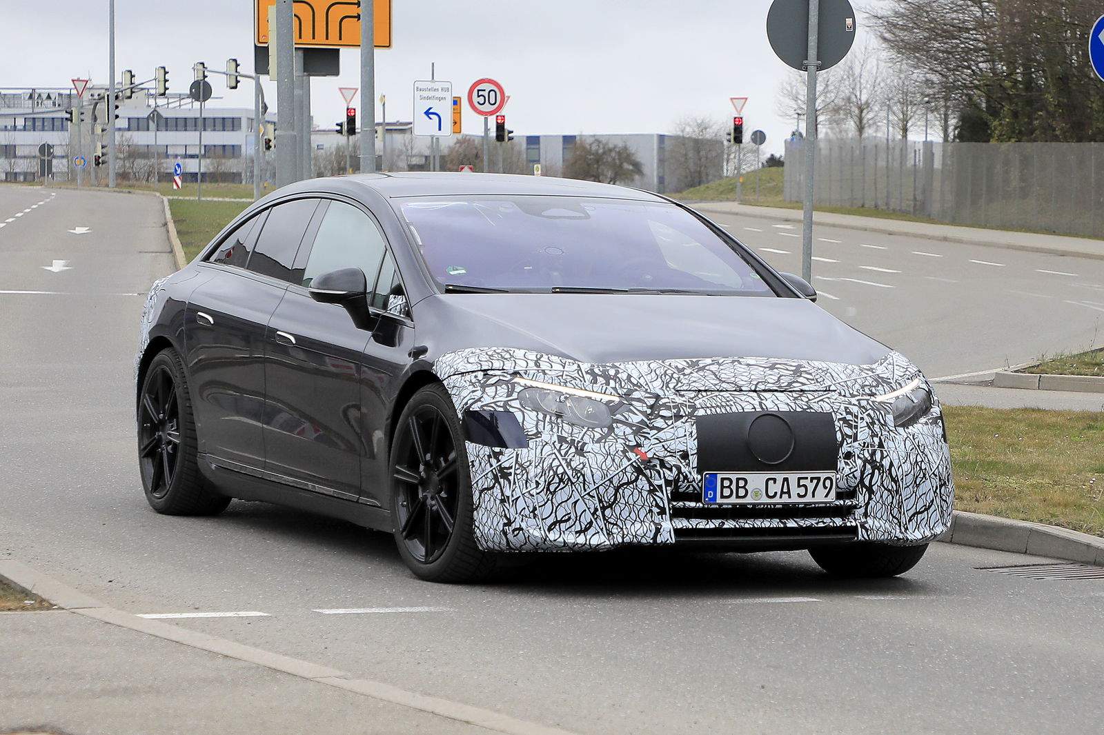 Here's What Mercedes' New 1.4-Metre 'Hyperscreen' Looks Like In A Car