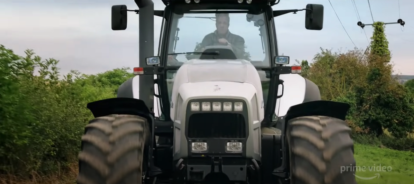 Yes, that's a Lamborghini tractor