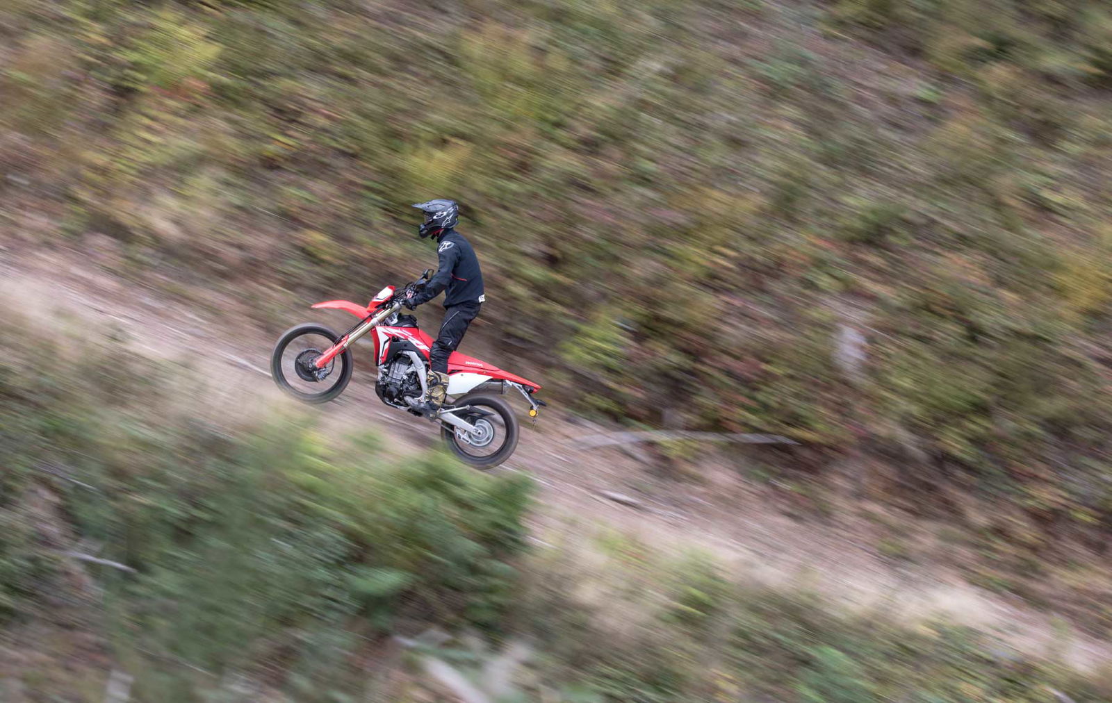 I Tried Enduro Riding For The First Time (And I Sucked At It)