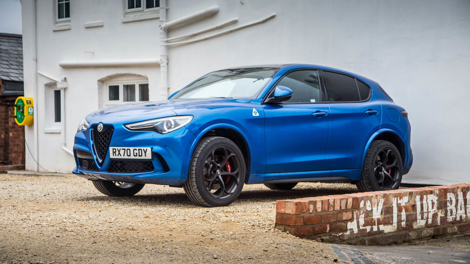 5 Cars That Would Be Far Better With Alfa Romeo's Turbo V6