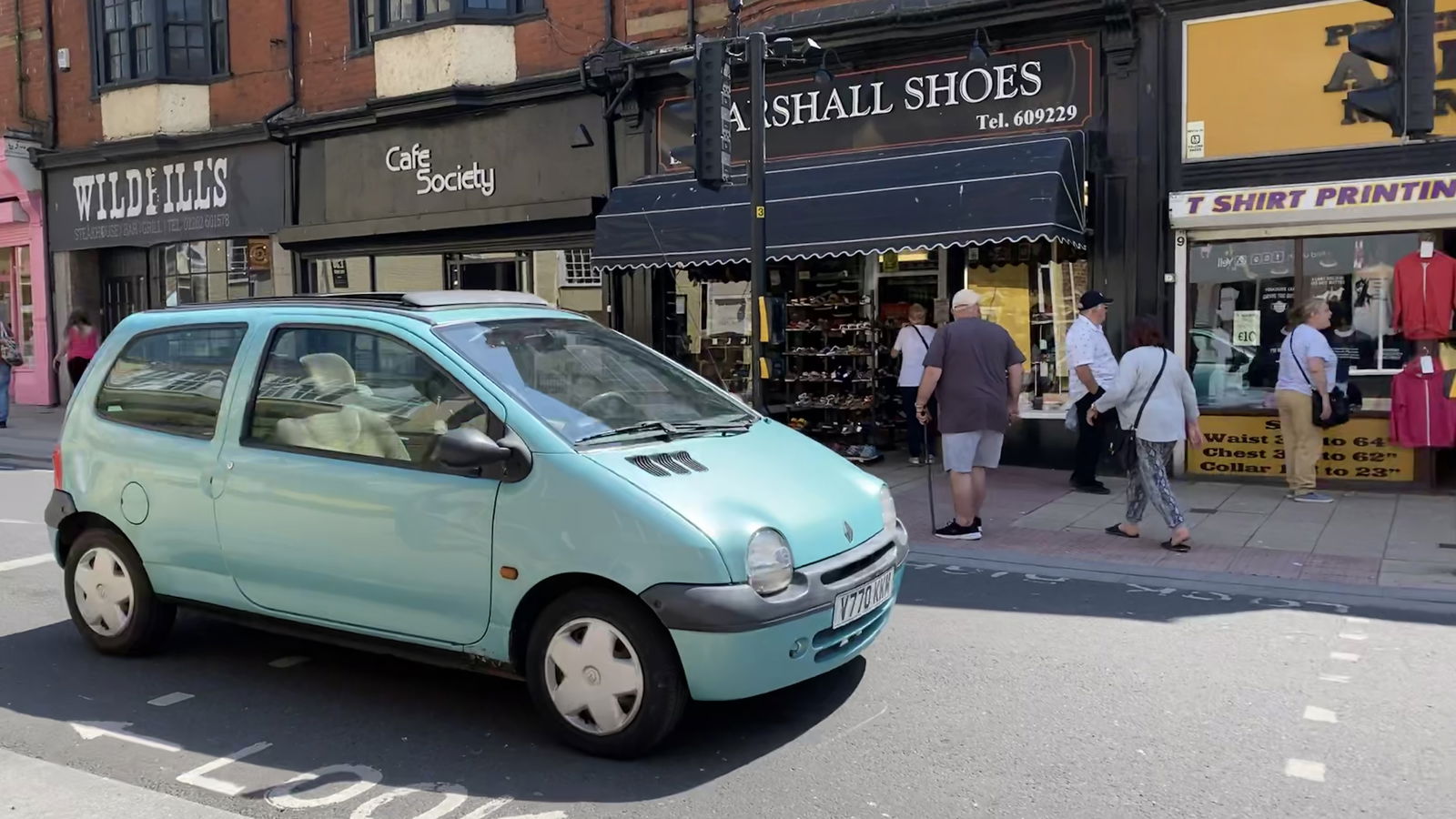 The Renault Twingo Is The Greatest City Car Ever And I'll Die On That Hill