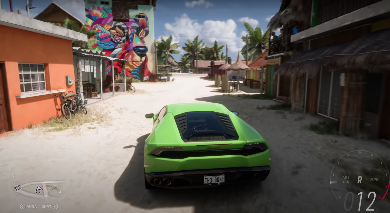 The game includes murals designed by Mexican artists