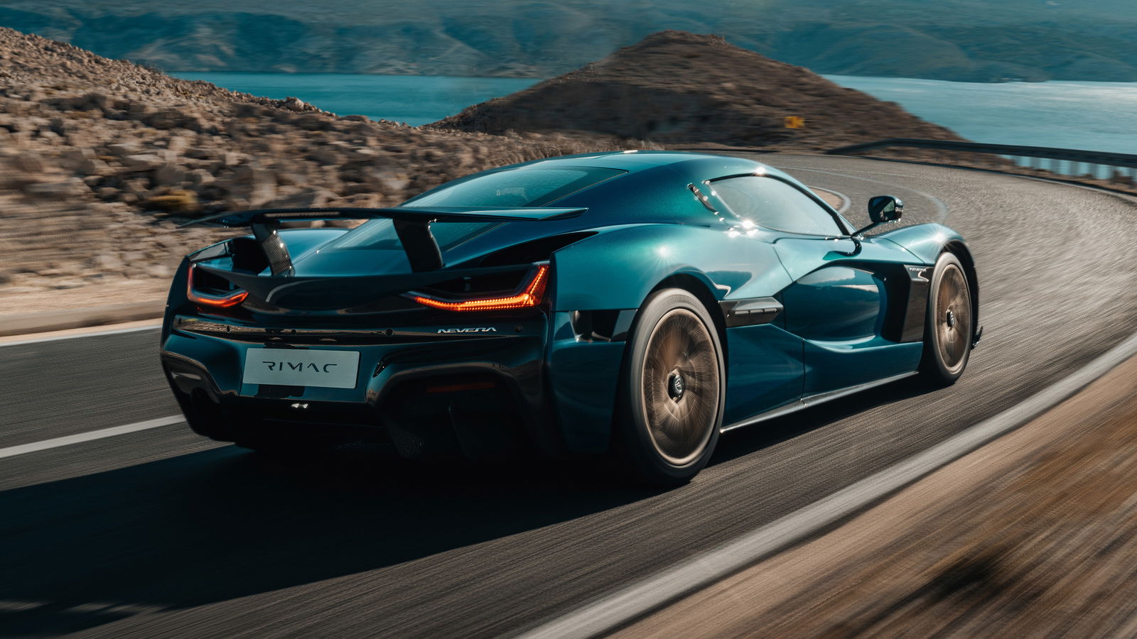 New 1888bhp Rimac Nevera Hits 0-60mph In 1.85 Seconds