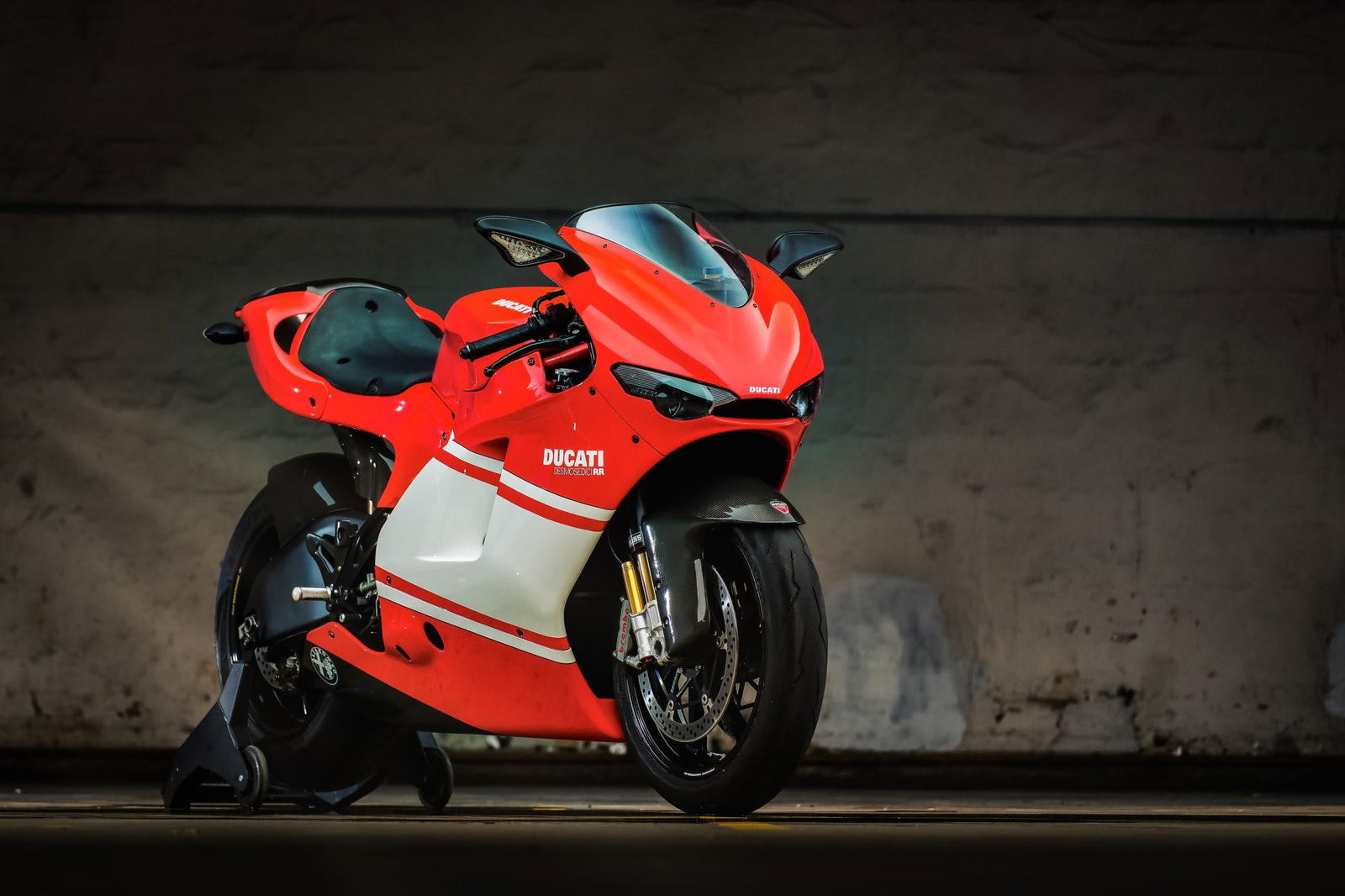 This Seemingly Fine Ferrari F8 Has Enough Underfloor Damage To Write It Off