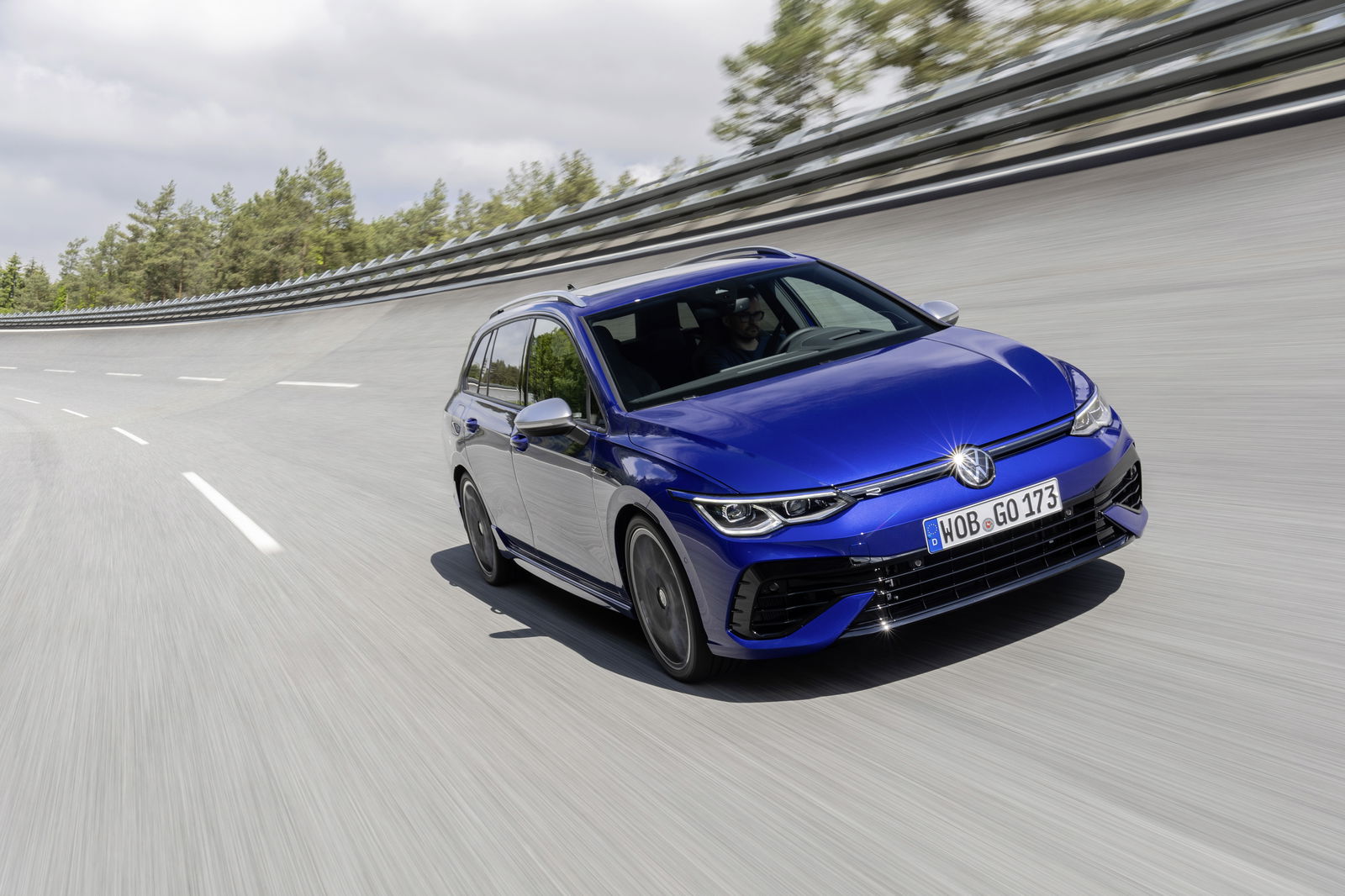 The 316bhp VW Golf R Estate Has 316bhp, Drift Mode And A Tow Bar