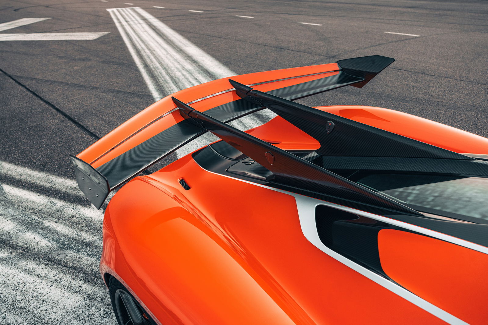 The First Koenigsegg Jesko Production Car Is An Orange Stunner