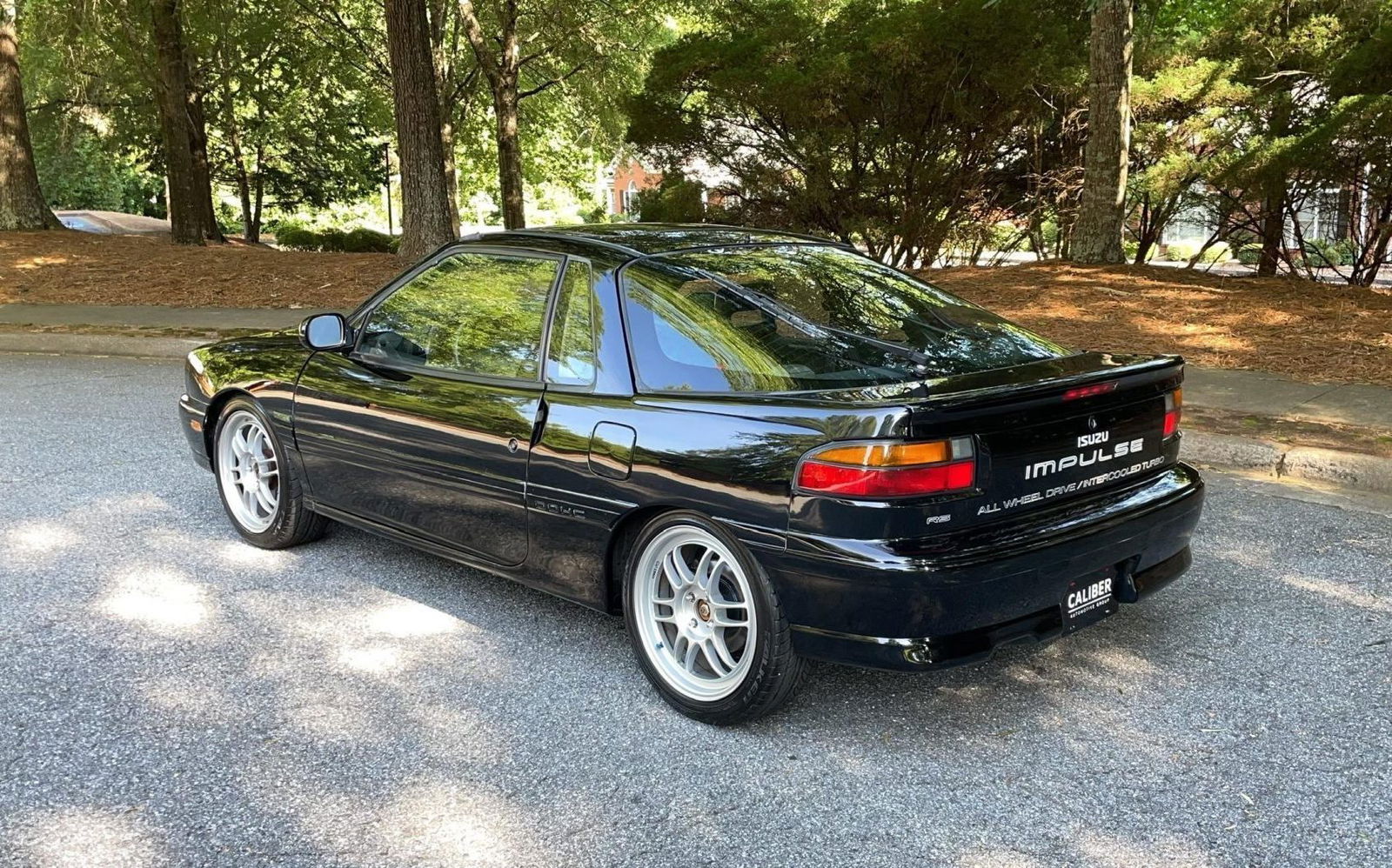 This Isuzu Impulse RS Turbo Is An Obscure But Brilliant 90s Sports Car Purchase