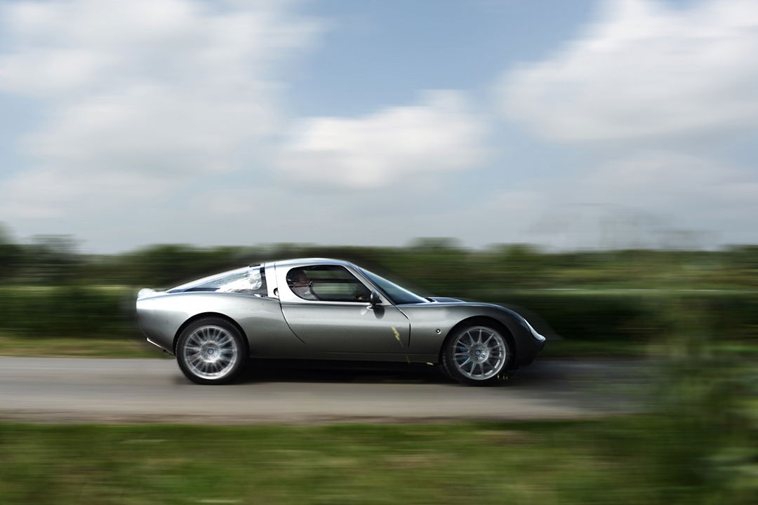 This Surprisingly Well Made, Boxster-Based McLaren F1 Replica Even Has A Central Driving Position