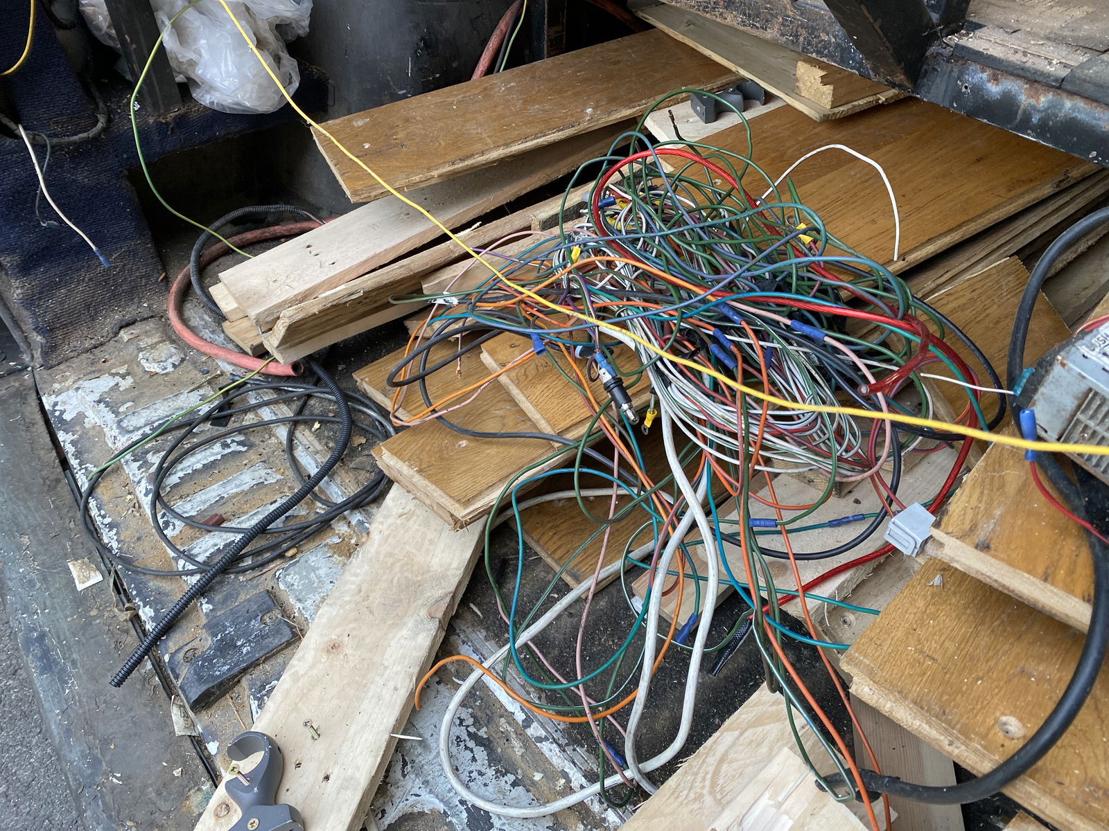 I know what precisely none of these wires did.