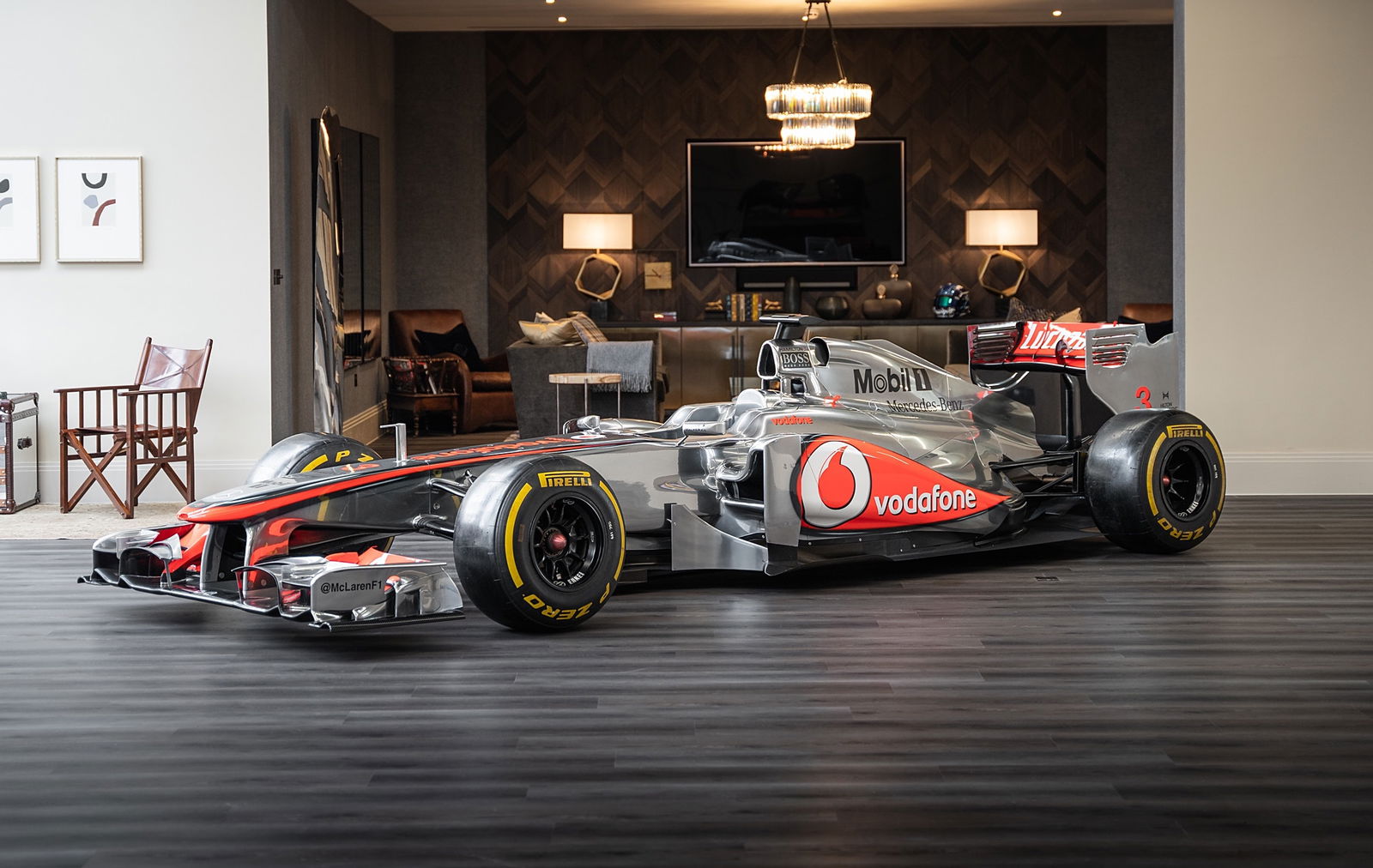 Buy This 'Almost Indistinguishable' McLaren MP4-26 F1 Replica And Make Your Living Room Awesome