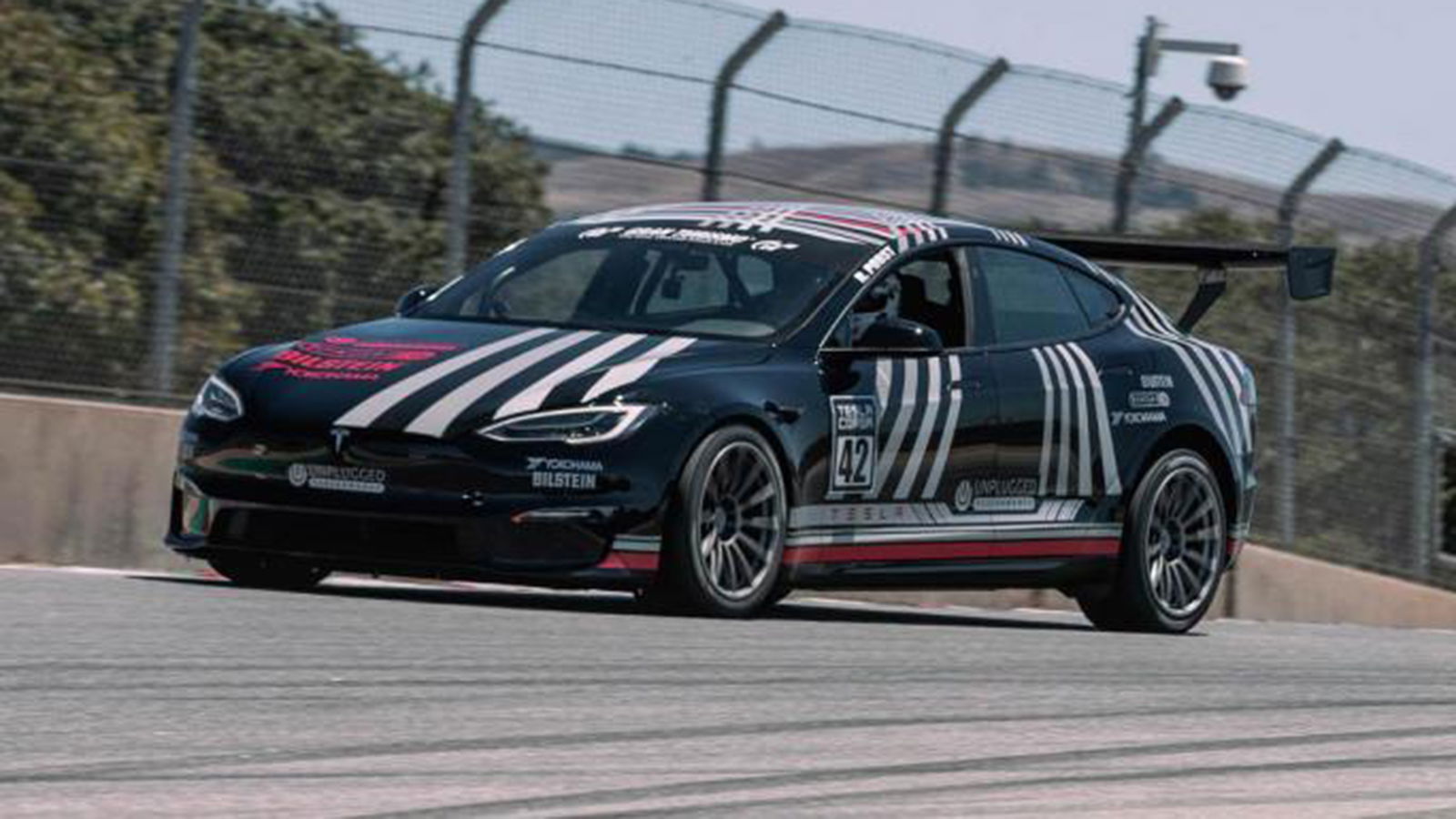 Watch This Tesla Model S Plaid Silently Lap Laguna Seca Faster Than A 911 GT2