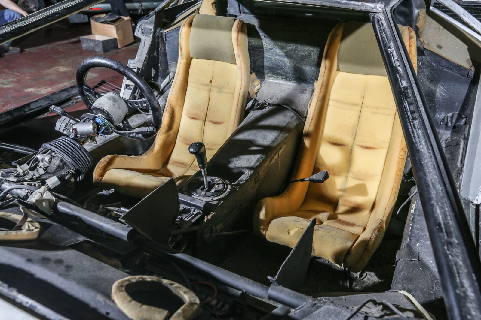 This Dismantled Lamborghini Countach Is A Dream Winter Project