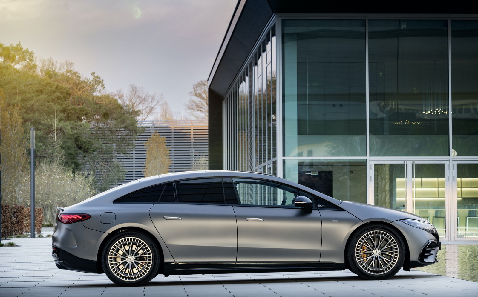 The 2655kg Mercedes EQS 53 Is The Future Of AMG Whether You Like It Or Not
