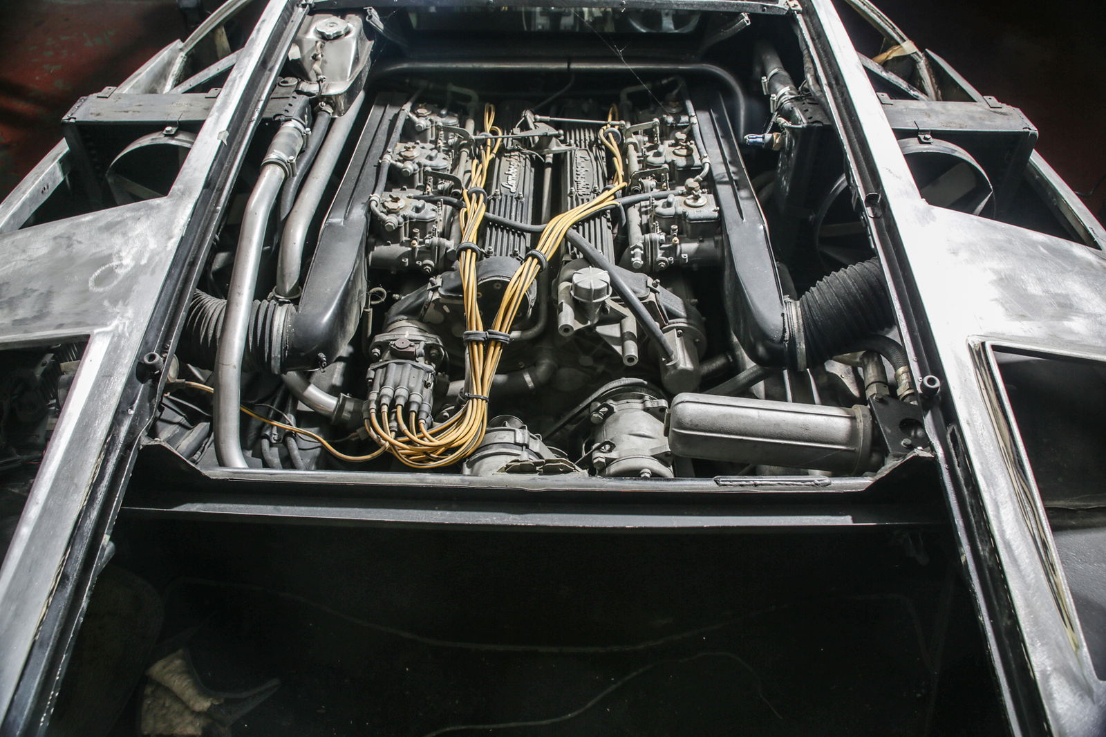 This Dismantled Lamborghini Countach Is A Dream Winter Project