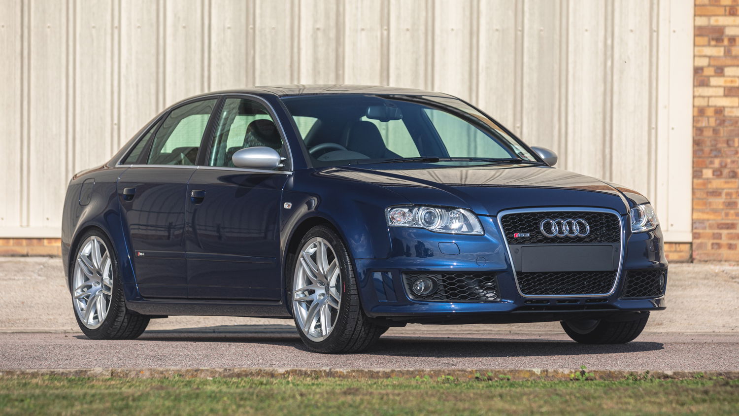This B7 Audi RS4 Has Covered Just 217 Miles, Is Pretty Much Brand New