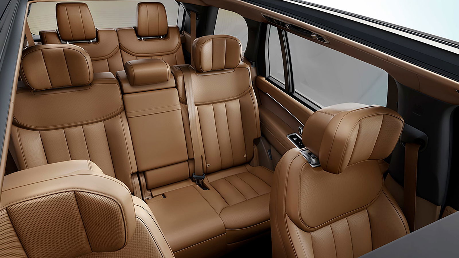 The New Range Rover Is Here With A 523bhp BMW V8 And 7 Seats