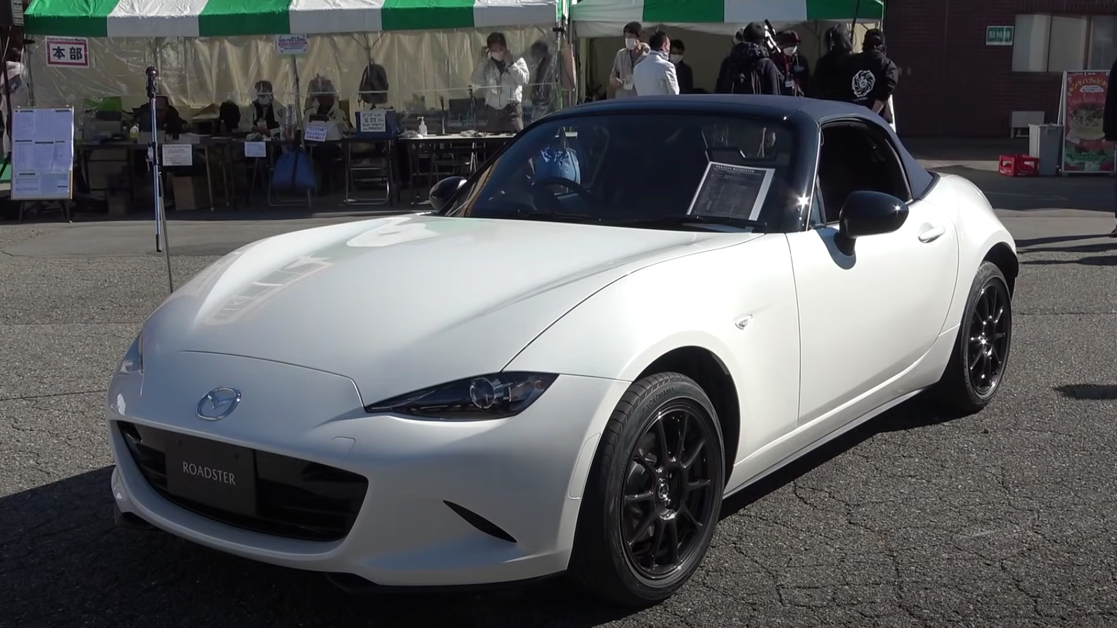 The Limited-Edition Mazda MX-5 '990S' Weighs - You Guessed It - 990kg