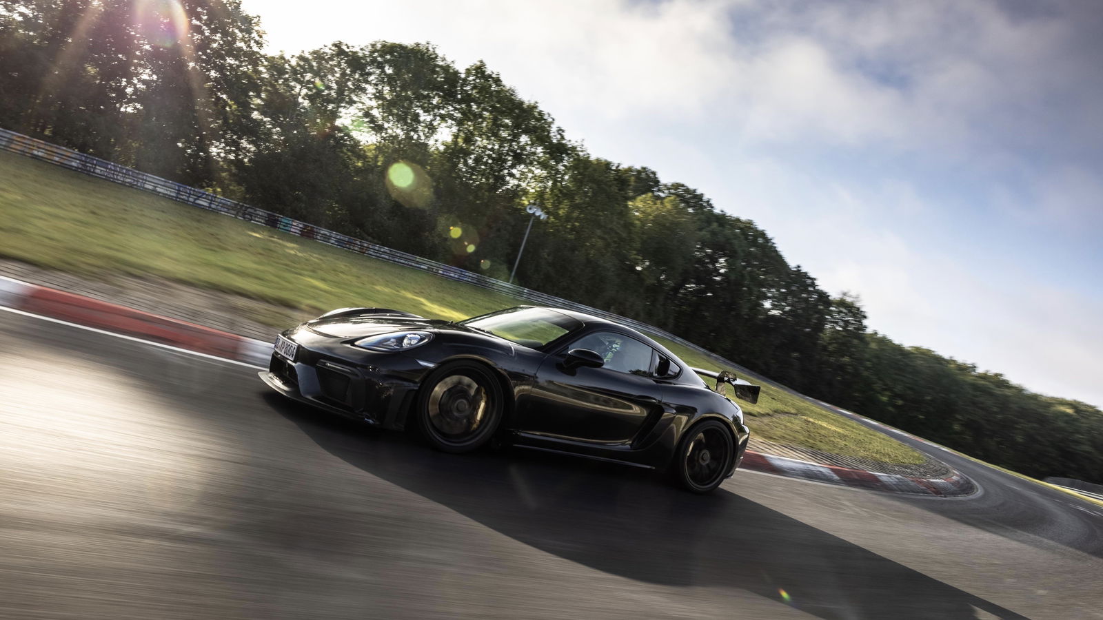 Porsche Cayman GT4 RS 'Ring Lap Reveals Screaming ~9,000rpm Redline
