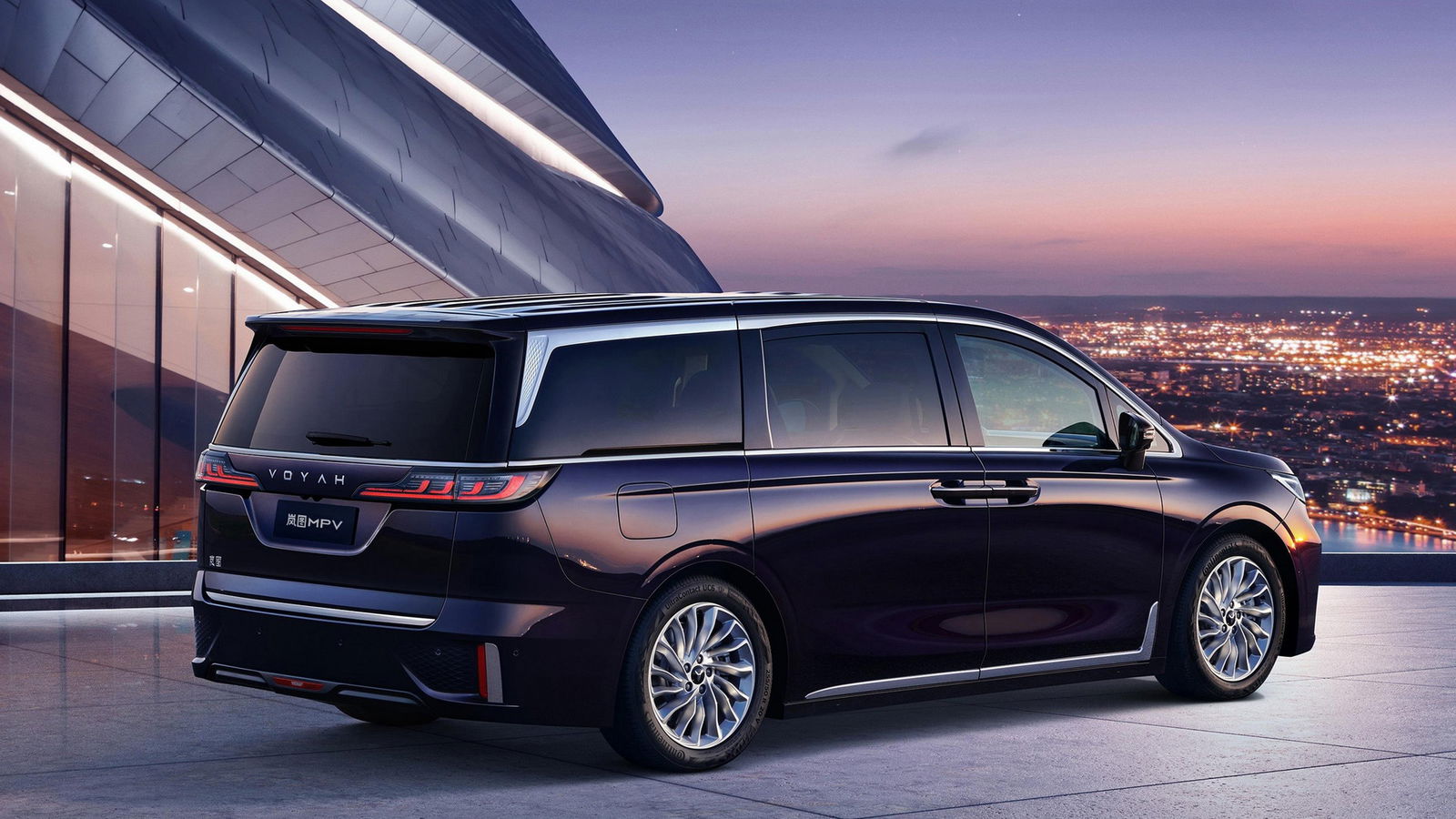 Your Move, BMW: New Voyah Dreamer EV Gets A Whopping Chrome Grille