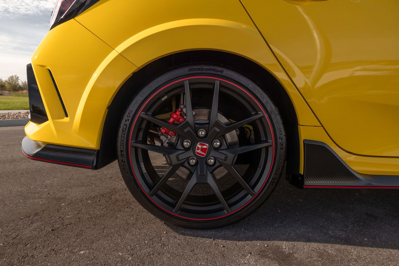 Yes, Someone Really Paid $102k For An Unused Honda Civic Type R Limited Edition