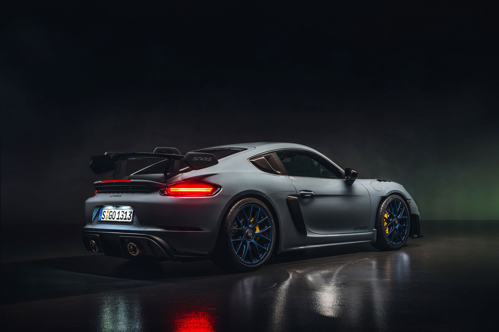 The 493bhp Porsche Cayman GT4 RS Is Here And Other Sports Cars Should Just Give Up