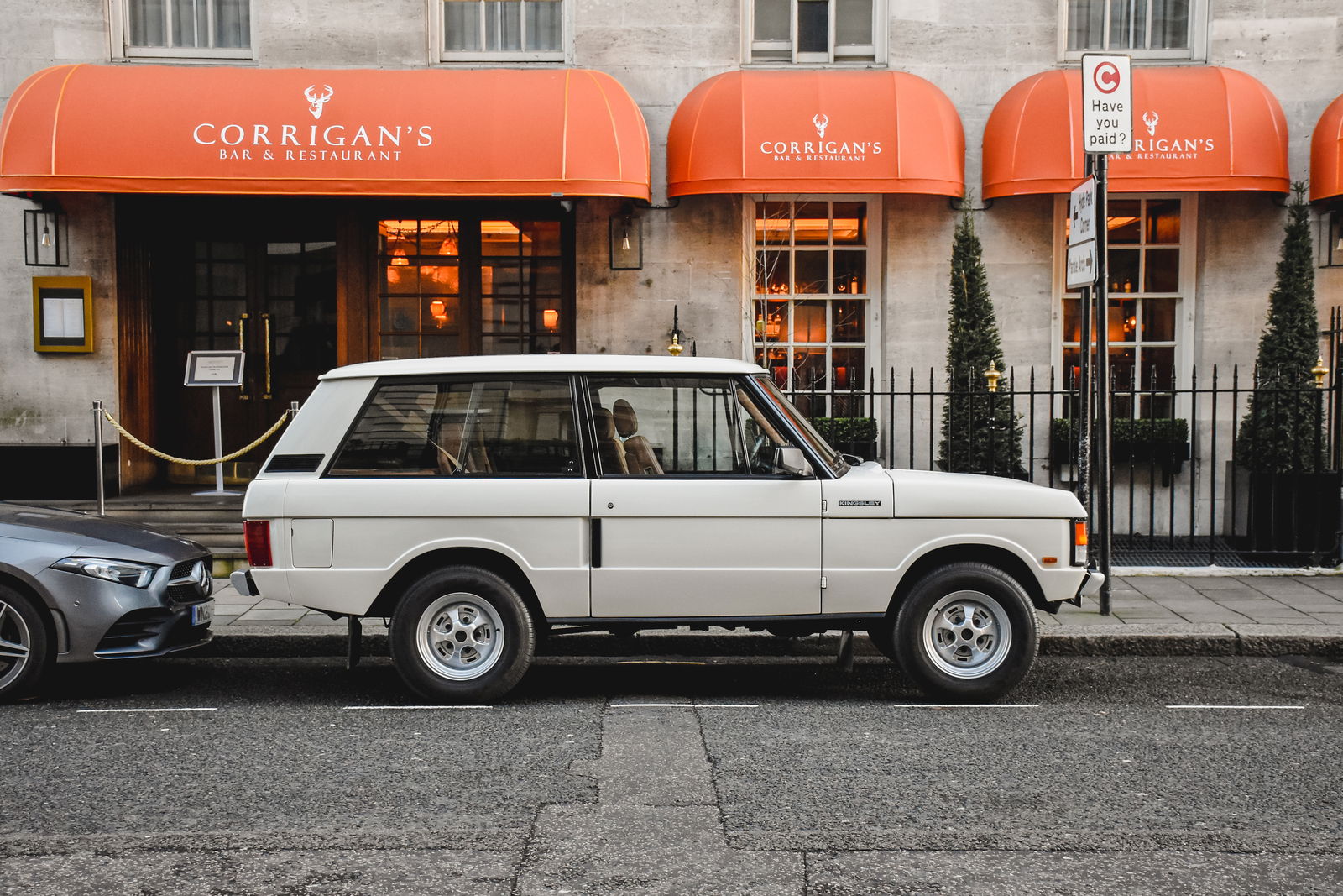 A Restomod Range Rover Classic Makes For A Weirdly Brilliant City Car