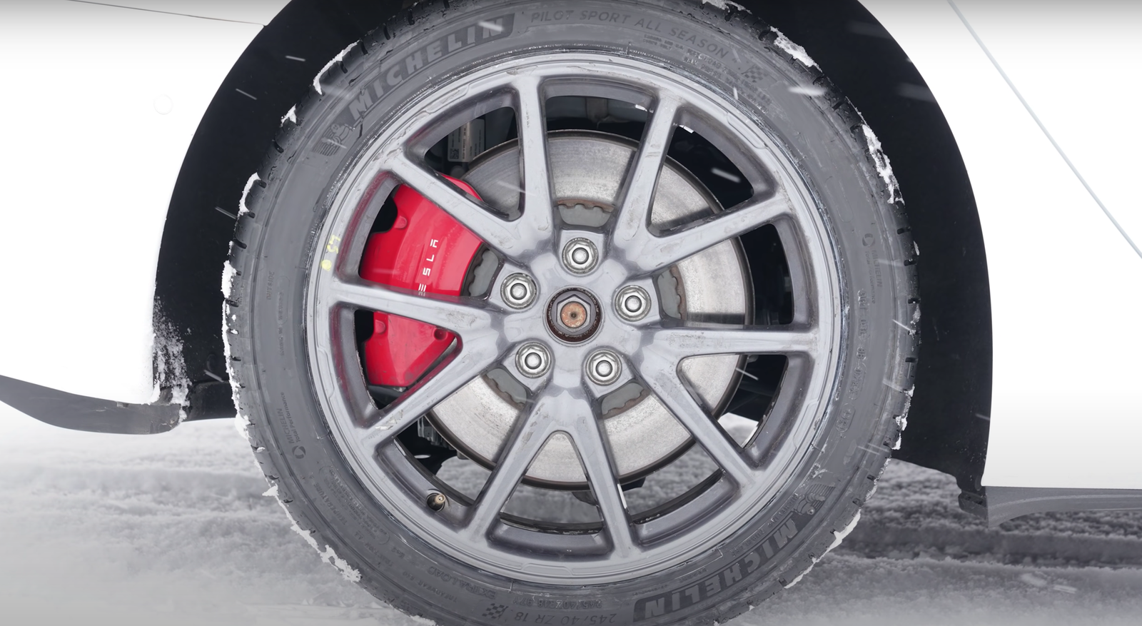 What's Better For Snow Driving: FWD, RWD Or AWD?