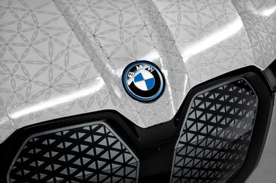 BMW Made A Car That Can Change Colour At The Touch Of A Button