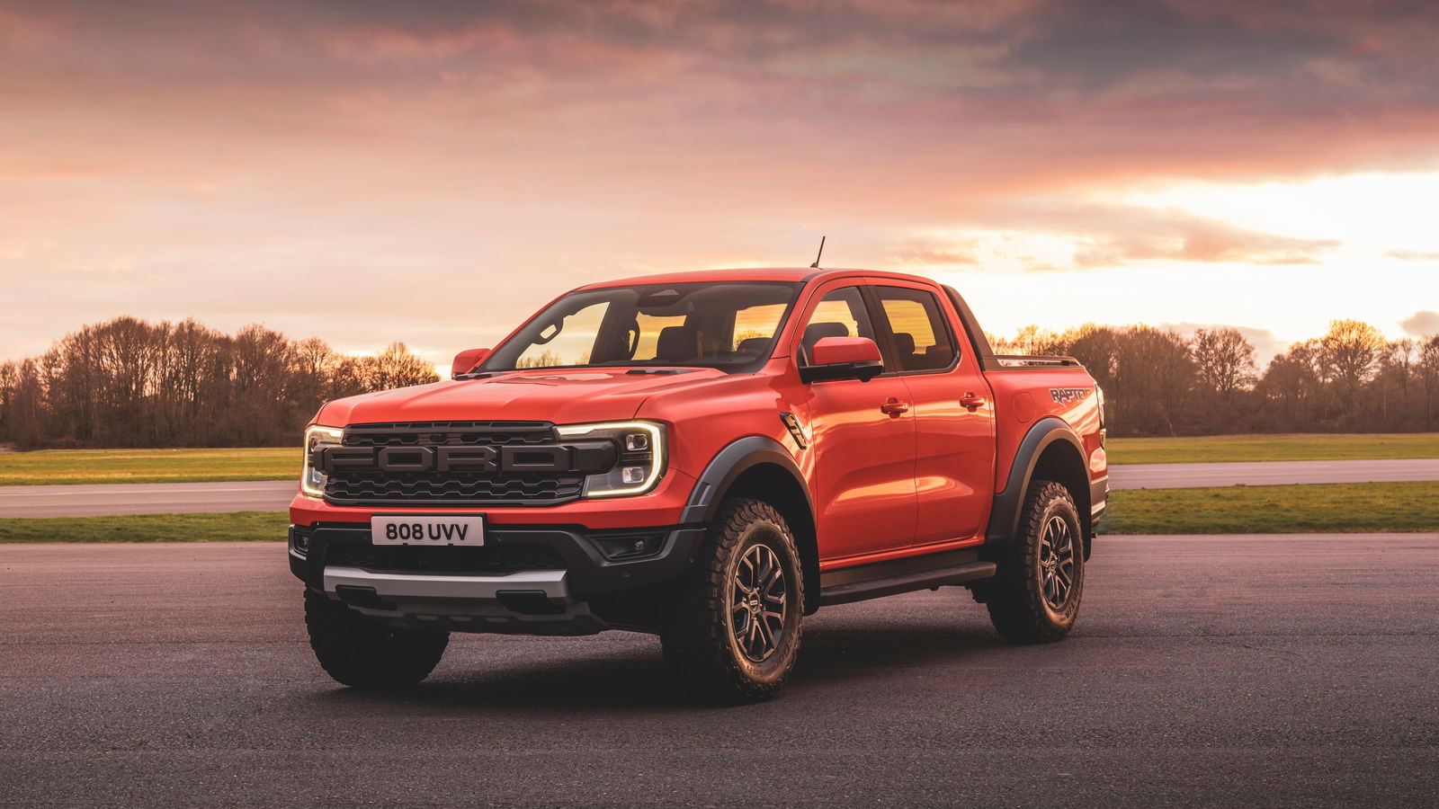 Ford Ranger Raptor Gets The Twin-Turbo V6 It Always Needed