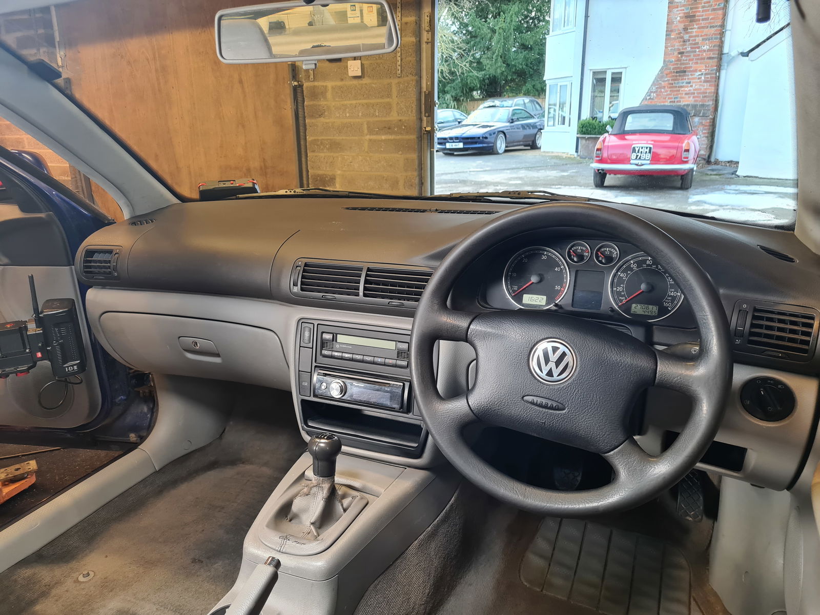 My New £500 VW Passat Proves That Cheap Cars Are The Best Cars