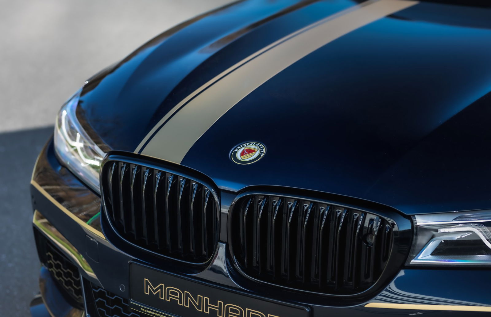The Manhart MH7 400D Is A Diesel 7-Series With Gold Bits And Serious Clout