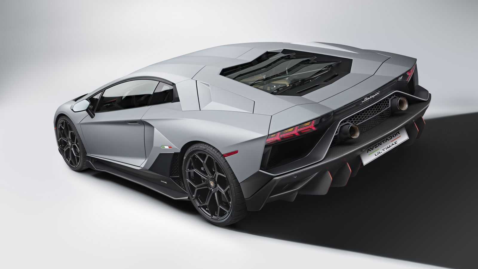 Lost Felicity Ace Fire Cars Force Restart To Lamborghini Aventador Production