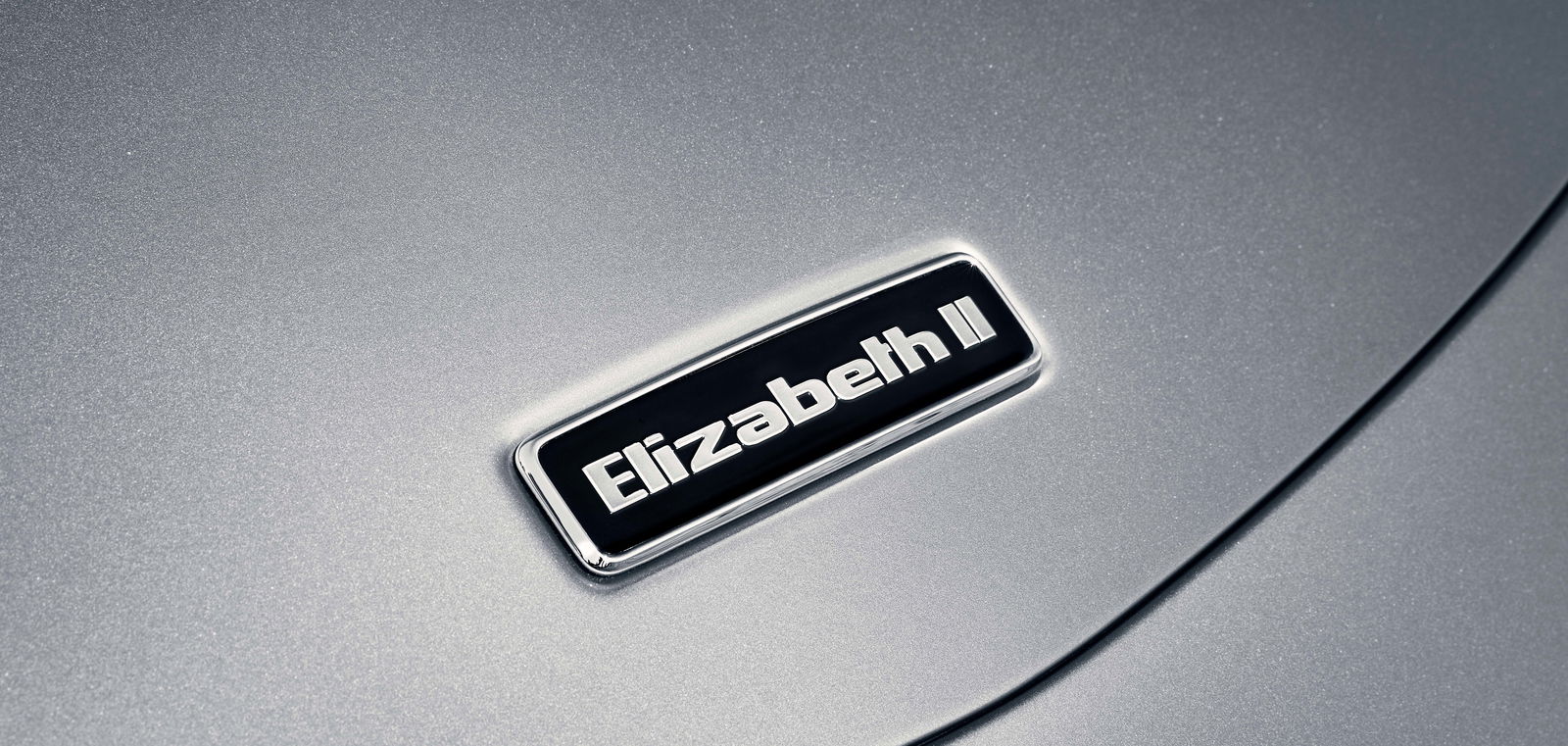 Fit For A Queen? McLaren Launches ‘Elizabeth II’ Artura