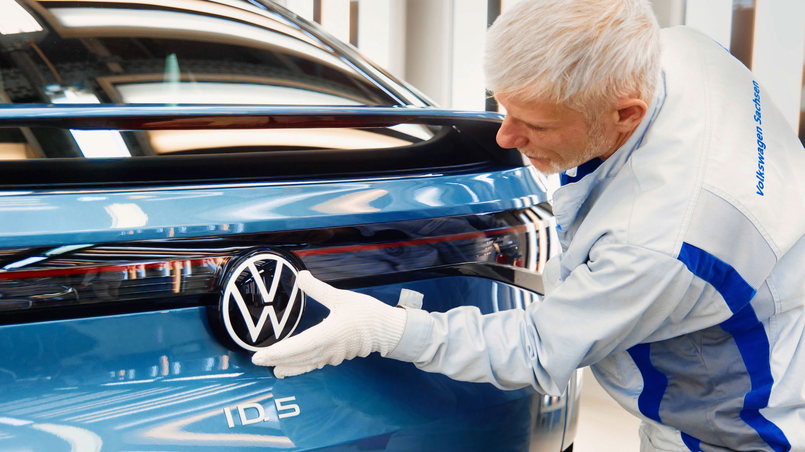 Germany Is Refusing To Ban The Sale Of ICE Vehicles By 2035 – Could The Combustion Engine Live On?