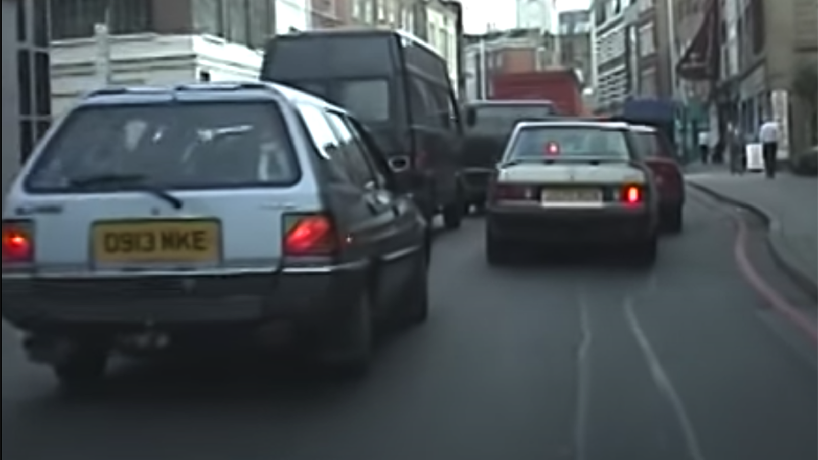 Watch Glorious '90s Car Traffic With This Retro Dashcam Footage