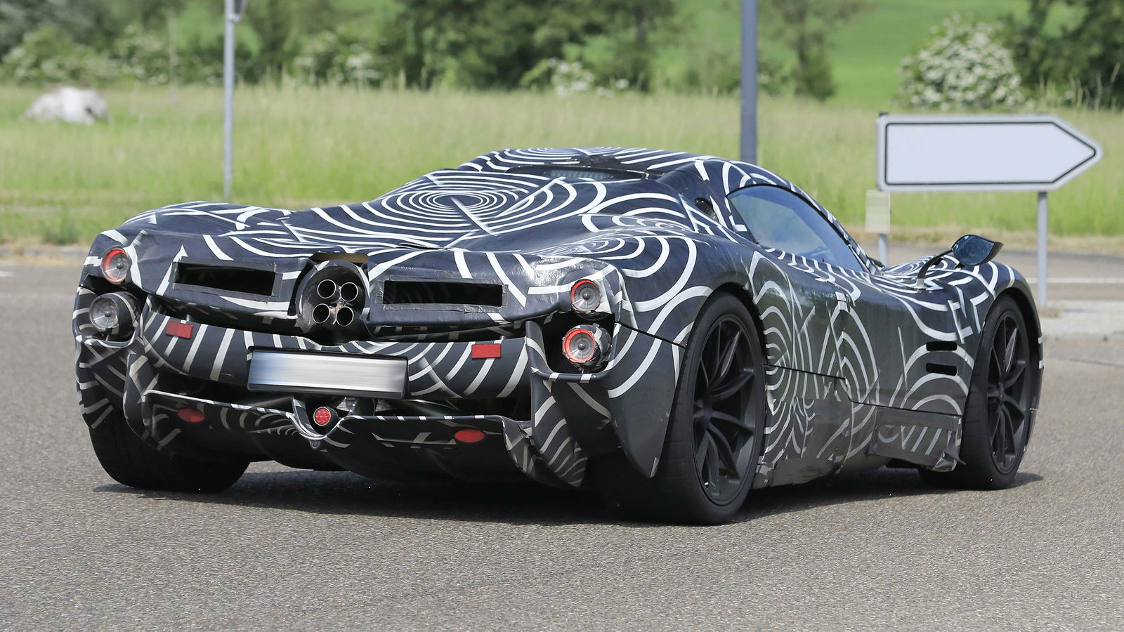 Pagani Rejects Electric Supercars, Sticking To V12s Instead
