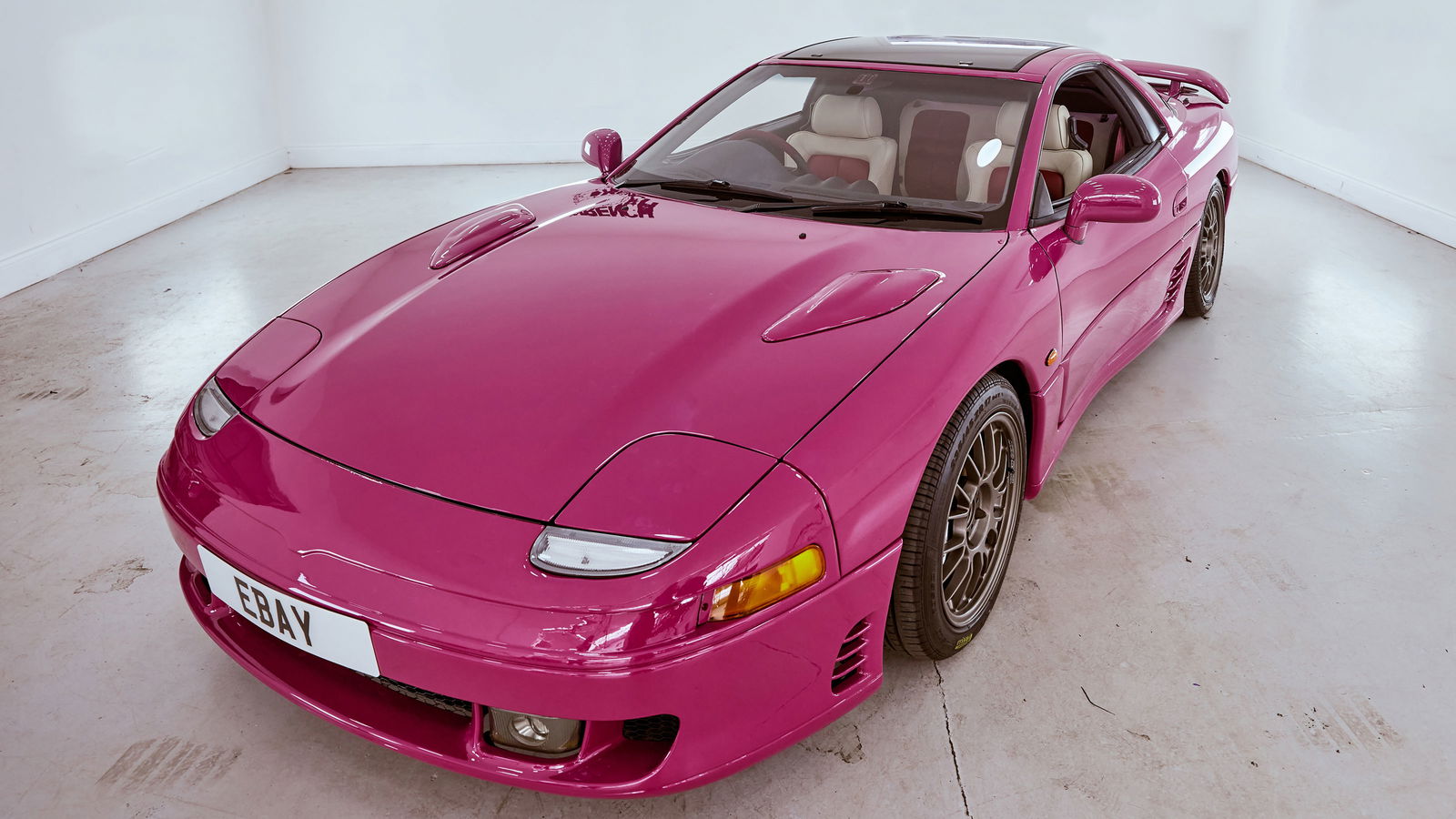 Autoart 993R Is A Porsche 911 Restomod With A Sprinkling Of GT3 Magic