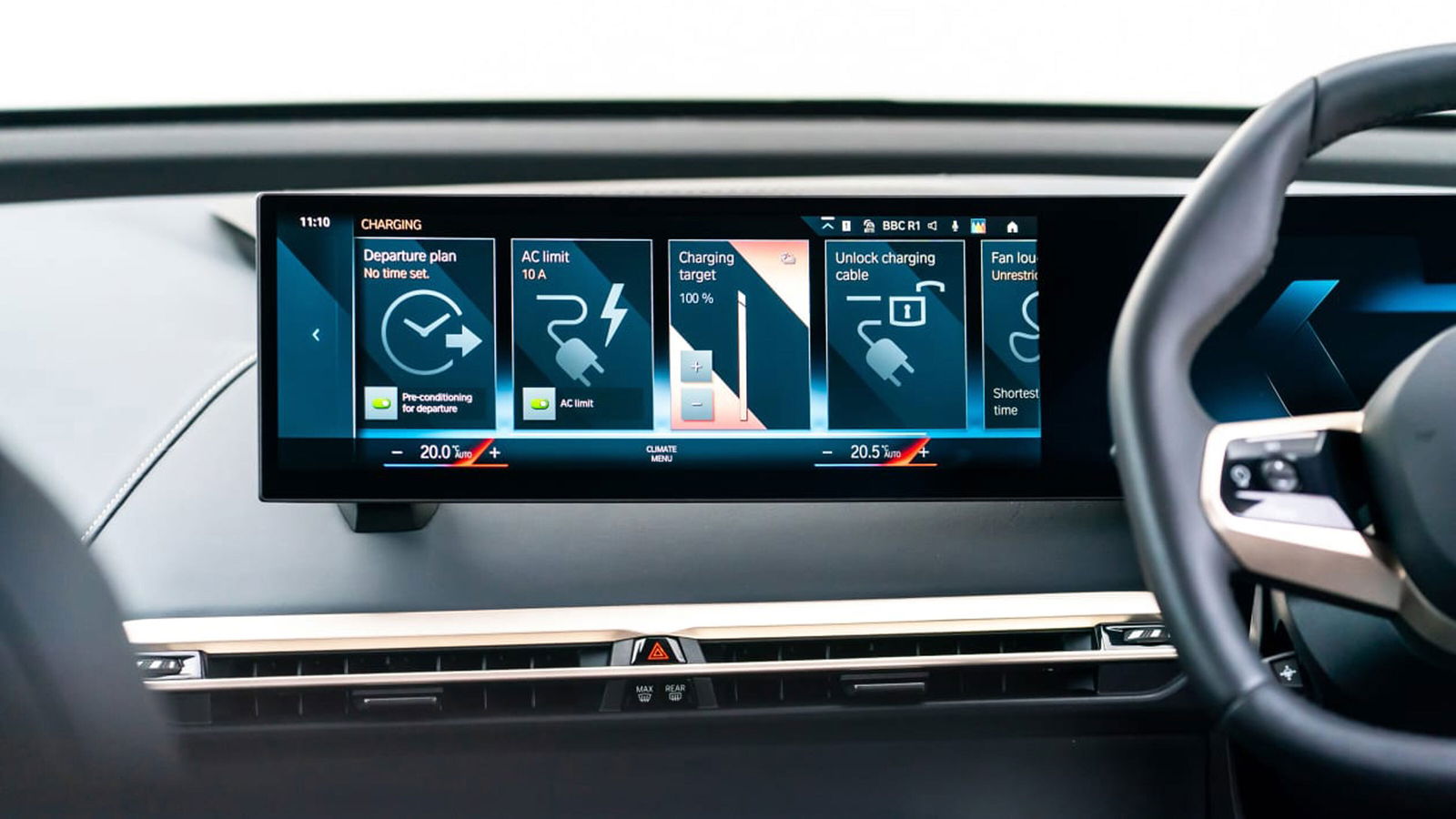 Well, Duh – Study Shows Touchscreens In Cars Are More Distracting Than Physical Buttons