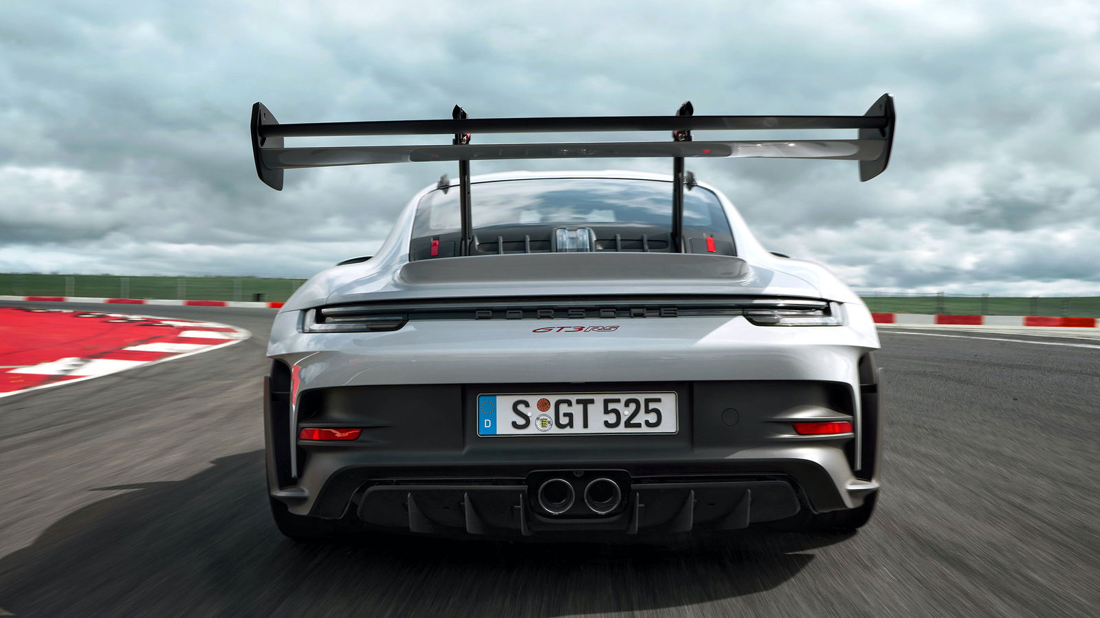 2022 Porsche 911 GT3 RS Lands With A Jaw-Dropping Aero Kit